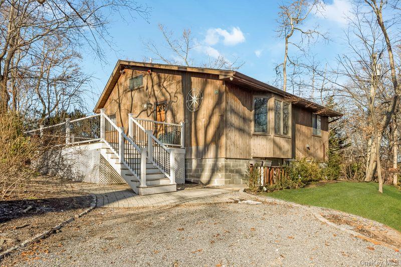 356 Oakleigh Avenue # 17, Calverton, NY 11933