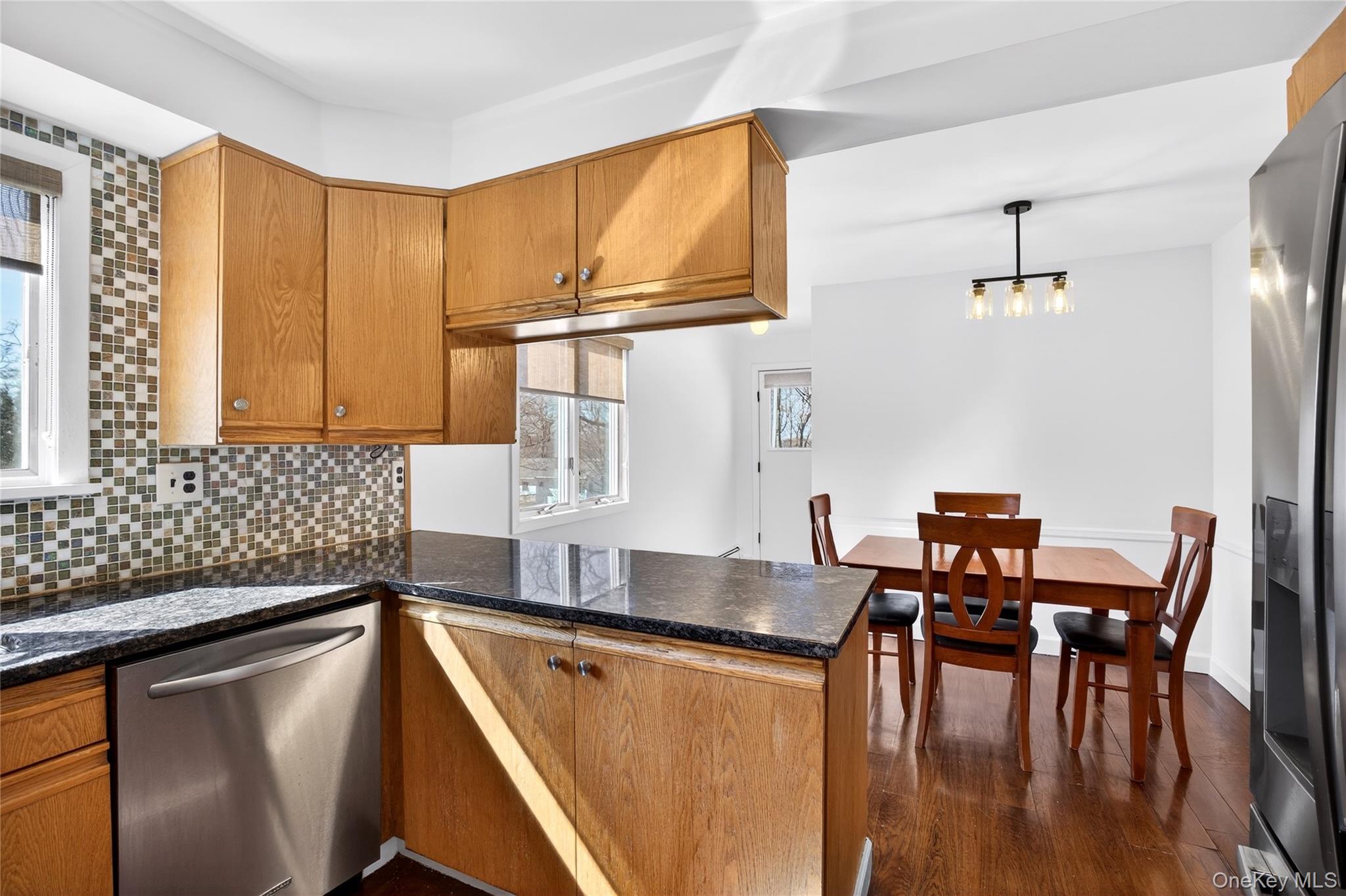 80 Ridgeview Drive, Pleasantville, NY 10570