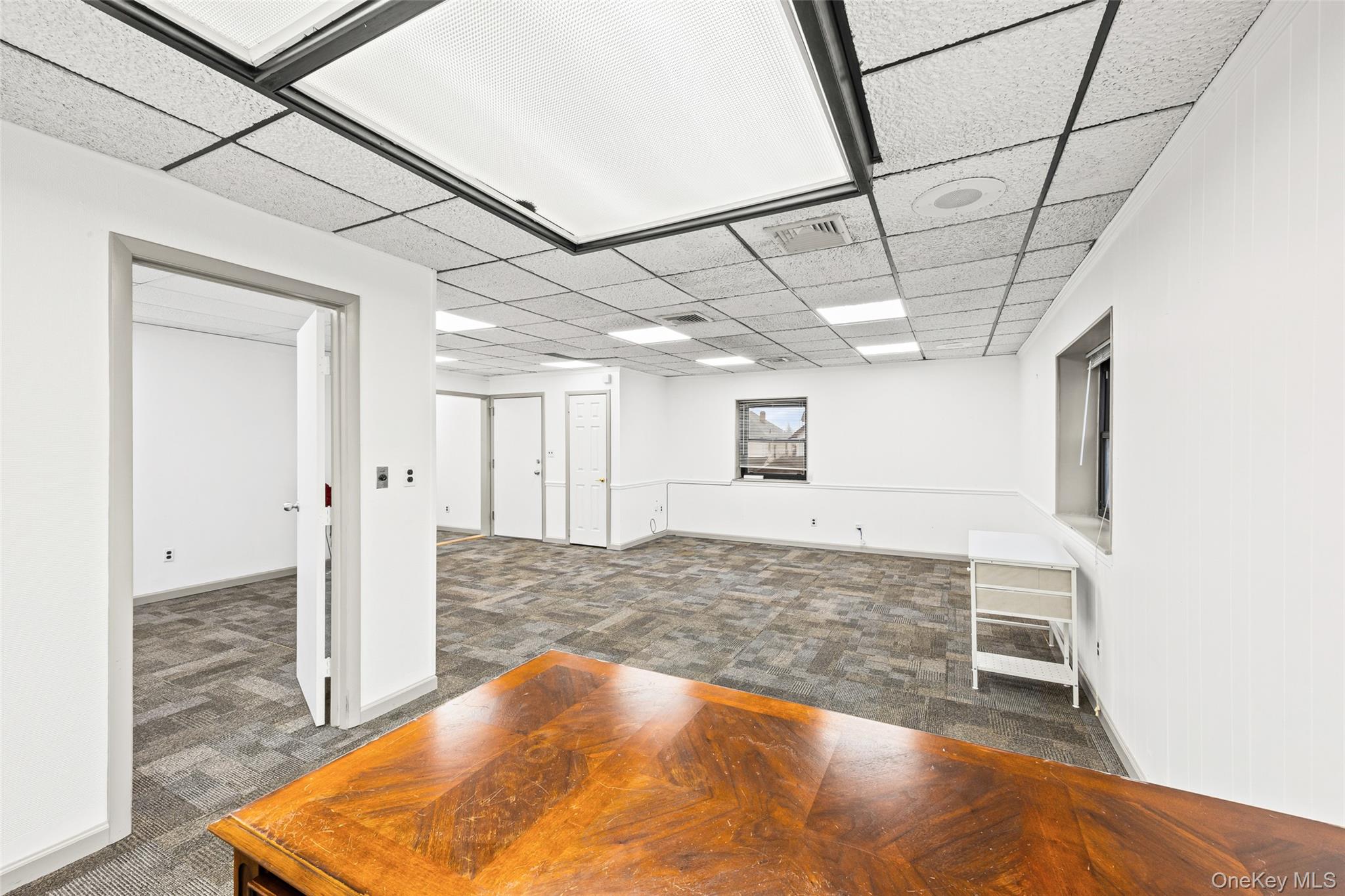 100 2nd Street, Mineola, NY 11501