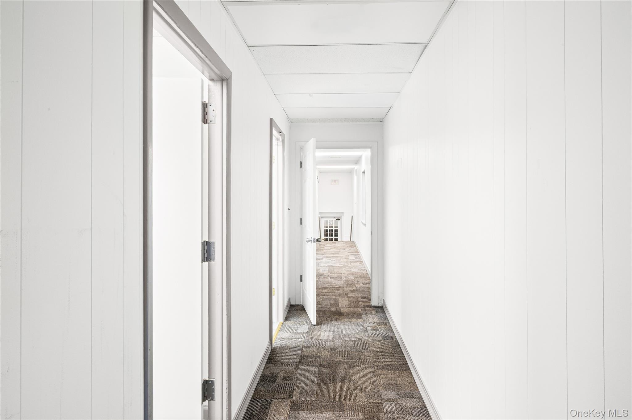 100 2nd Street, Mineola, NY 11501