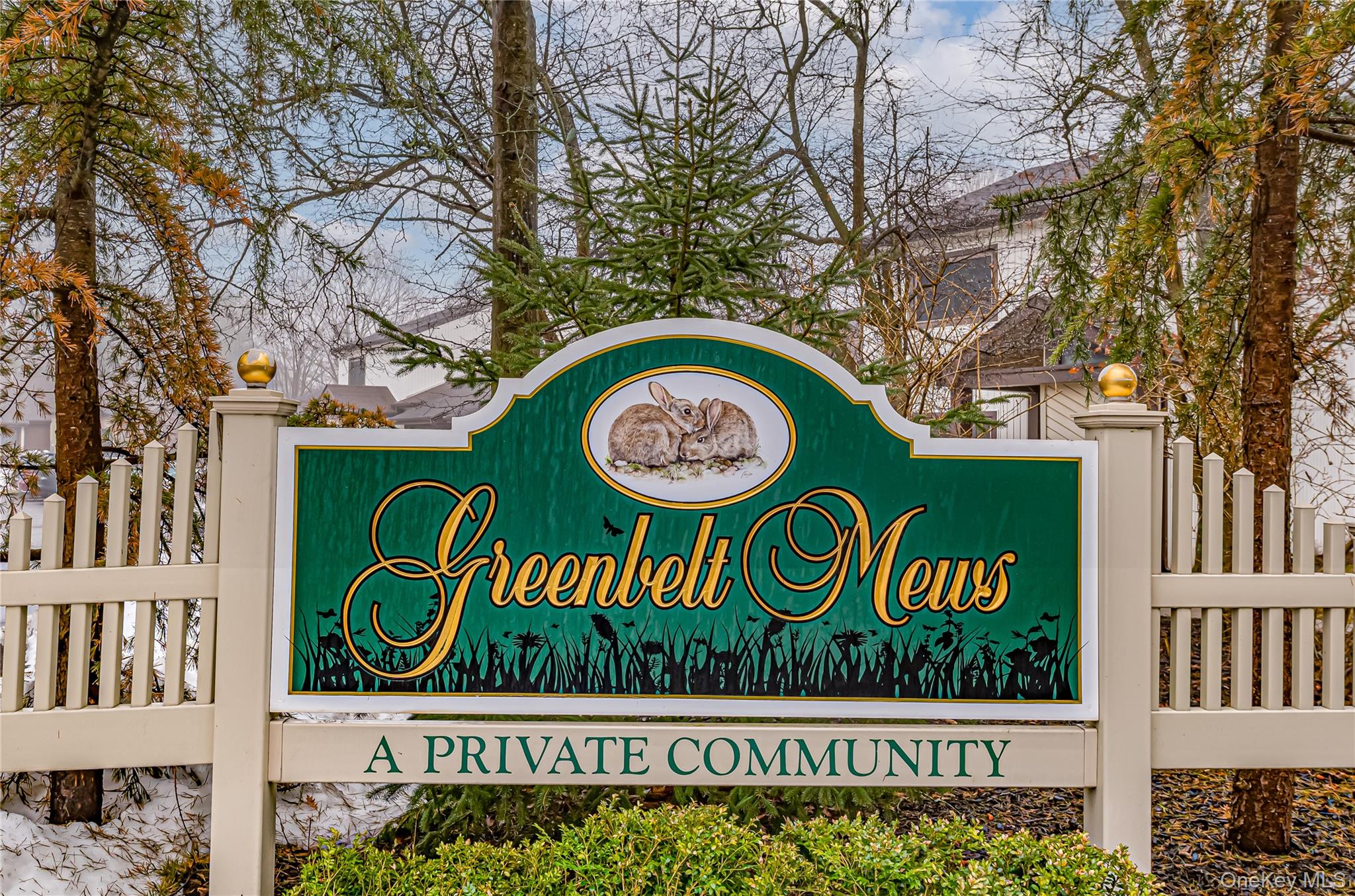 12 Blue Point Road E # 12, Holtsville, NY 11742