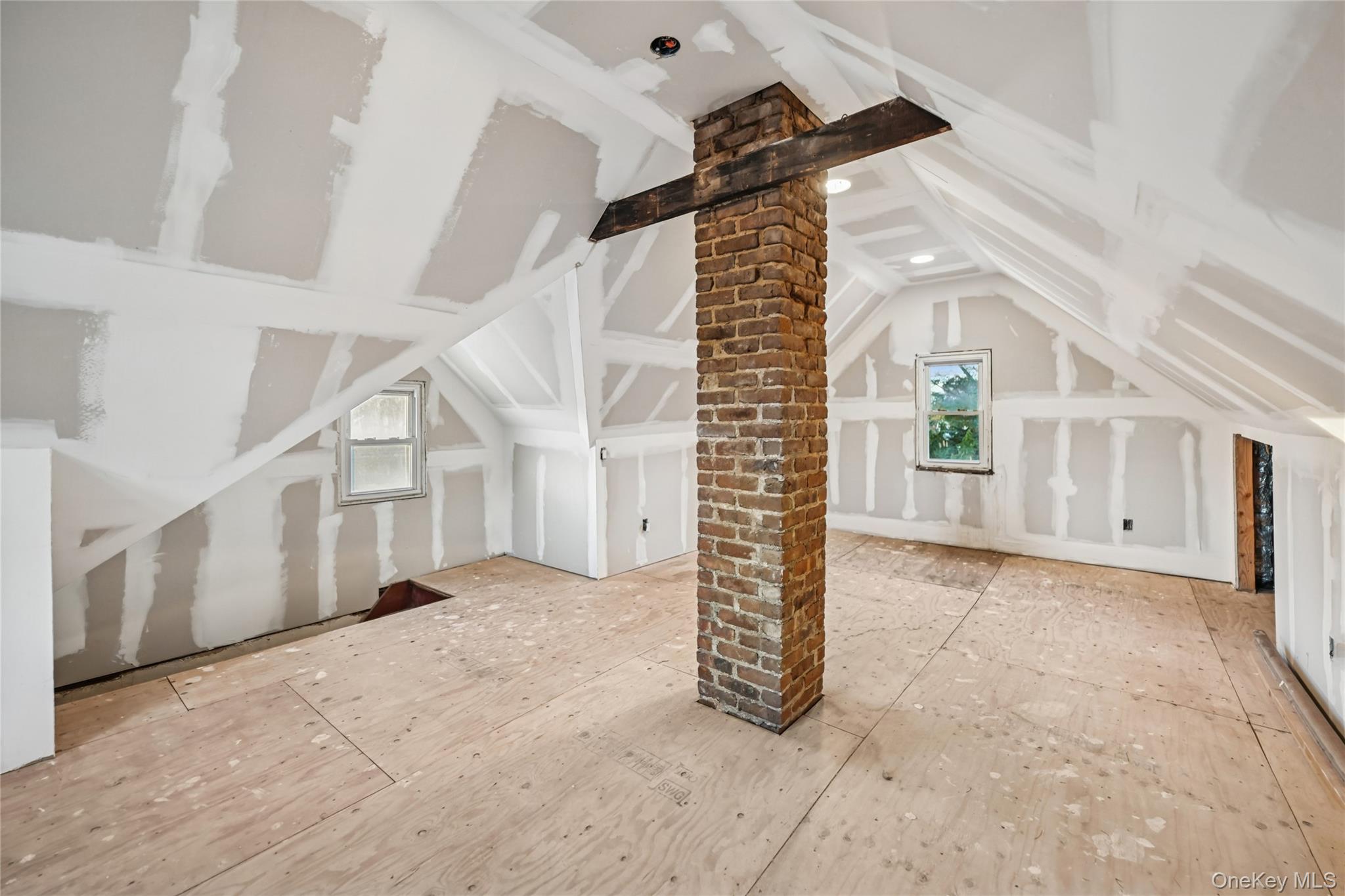 103 Smith Street, Lynbrook, NY 11563