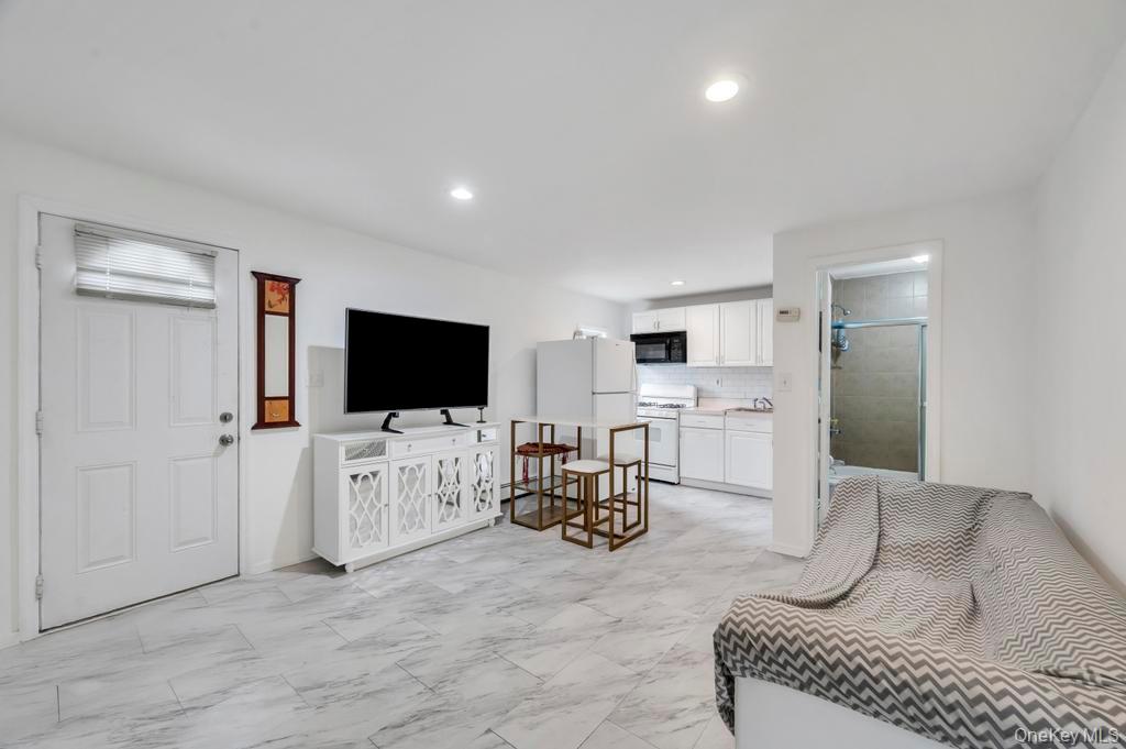 159 Dawn Drive, Centereach, NY 11720