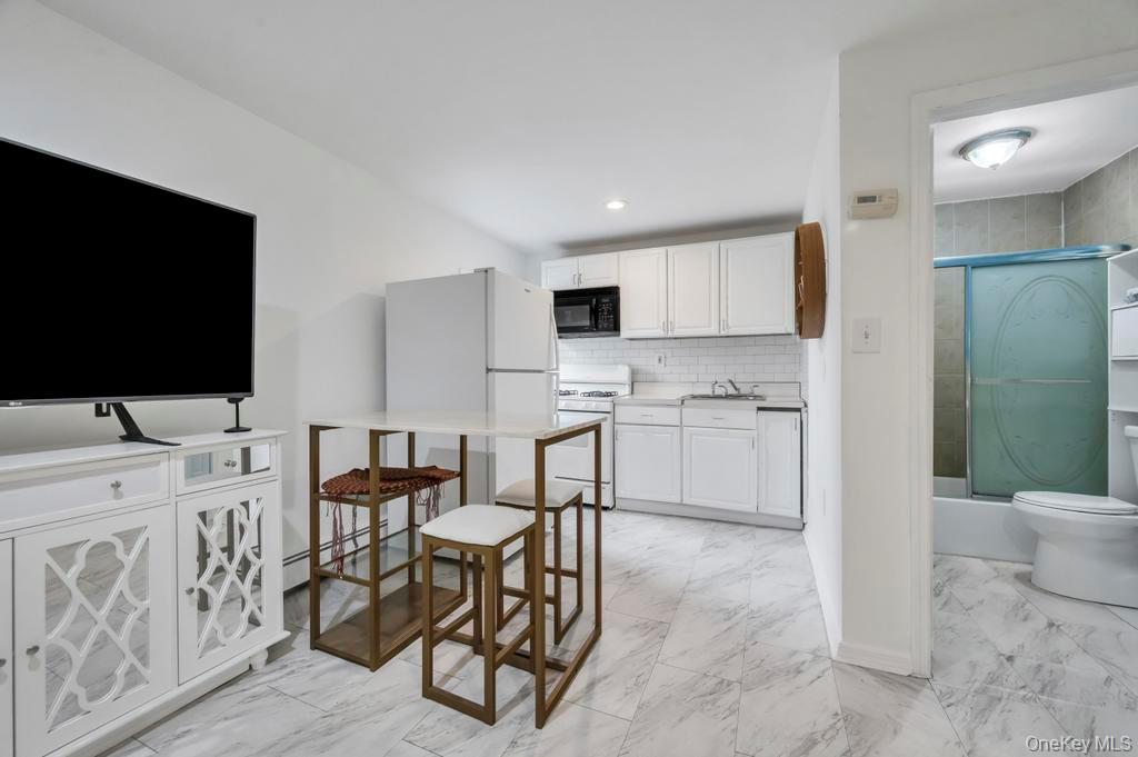 159 Dawn Drive, Centereach, NY 11720