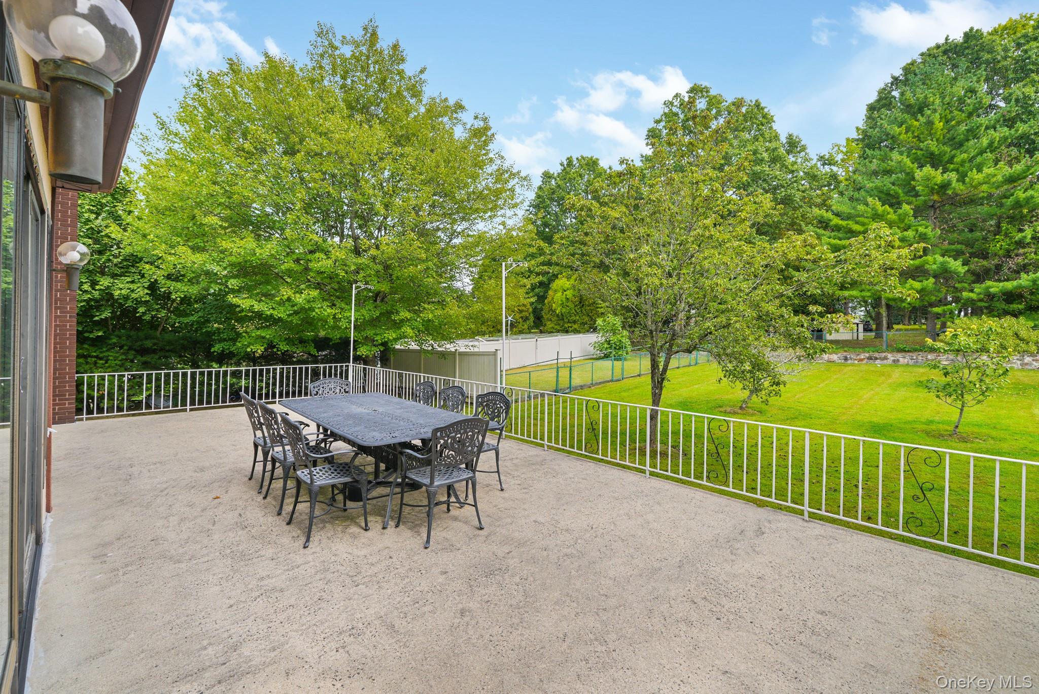 47 Westchester View Lane, White Plains, NY 10607