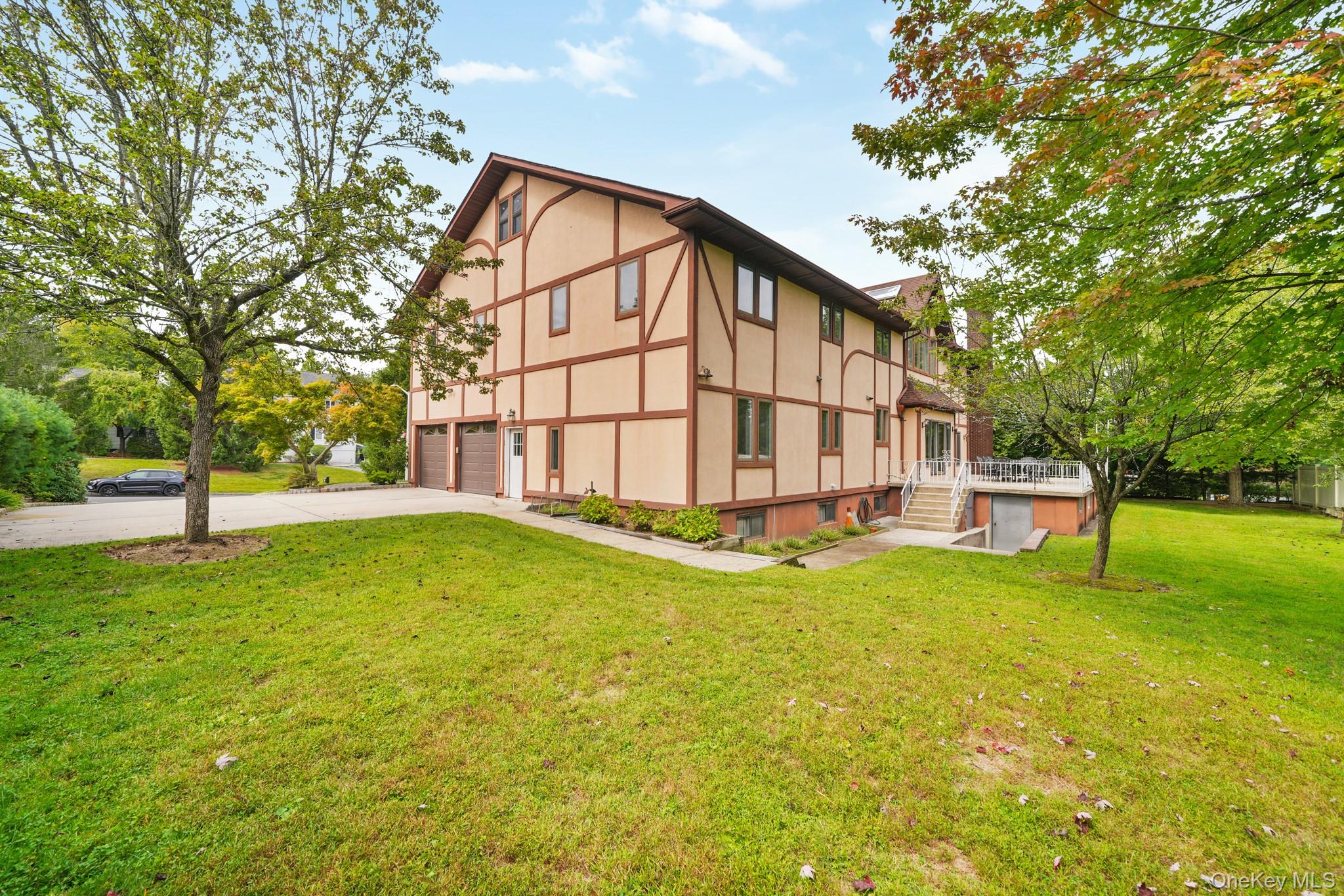 47 Westchester View Lane, White Plains, NY 10607