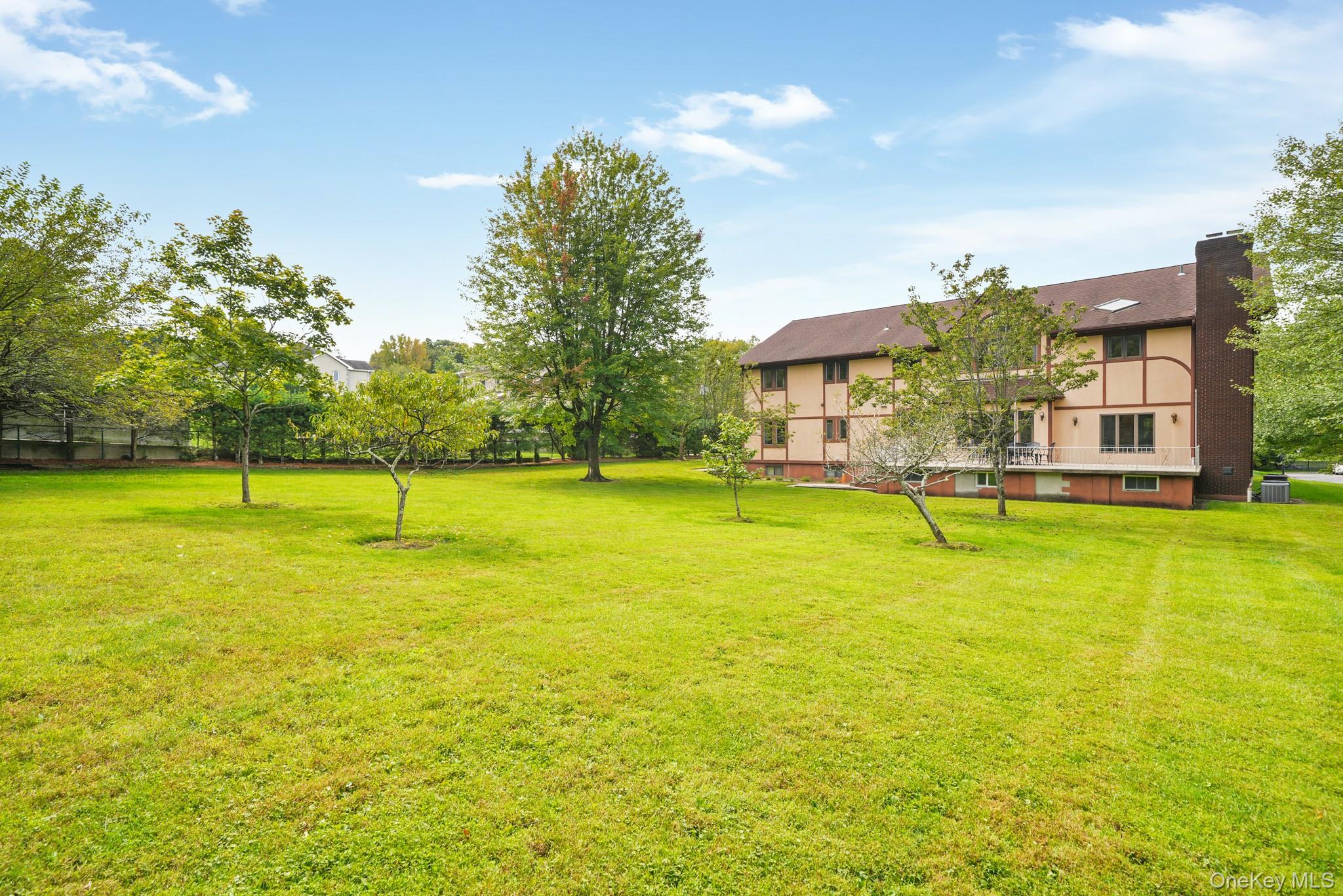 47 Westchester View Lane, White Plains, NY 10607