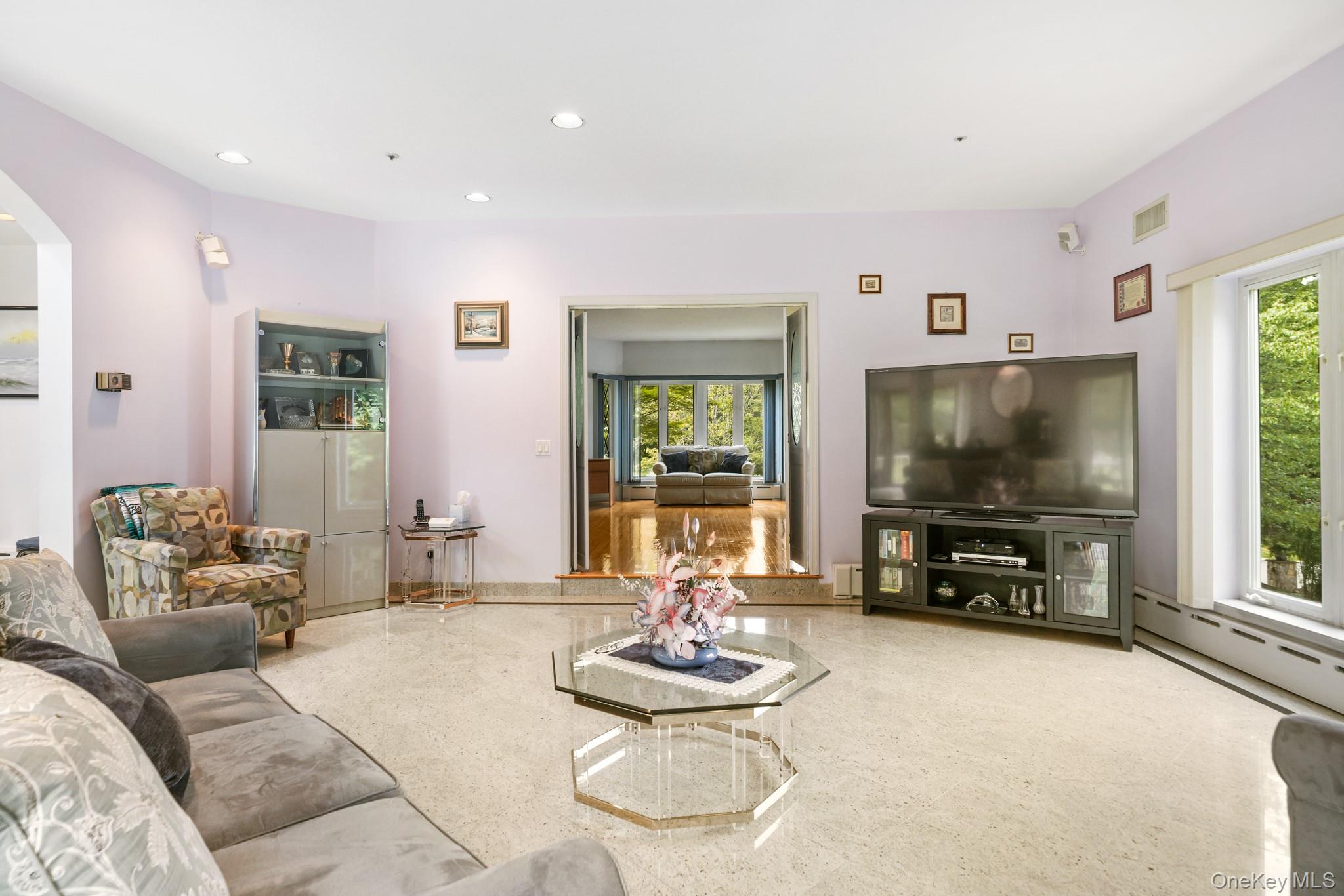 47 Westchester View Lane, White Plains, NY 10607