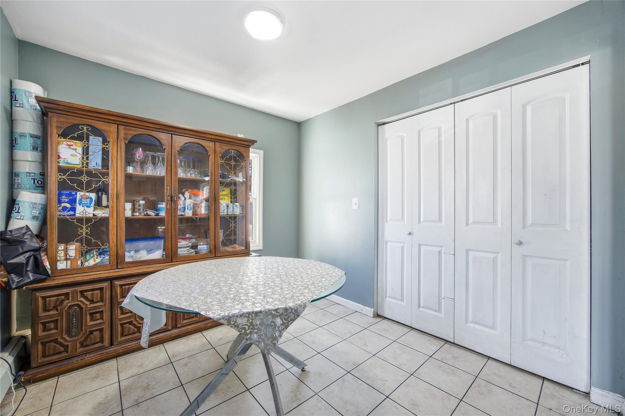 17 Cedar Street, Central Islip, NY 11722