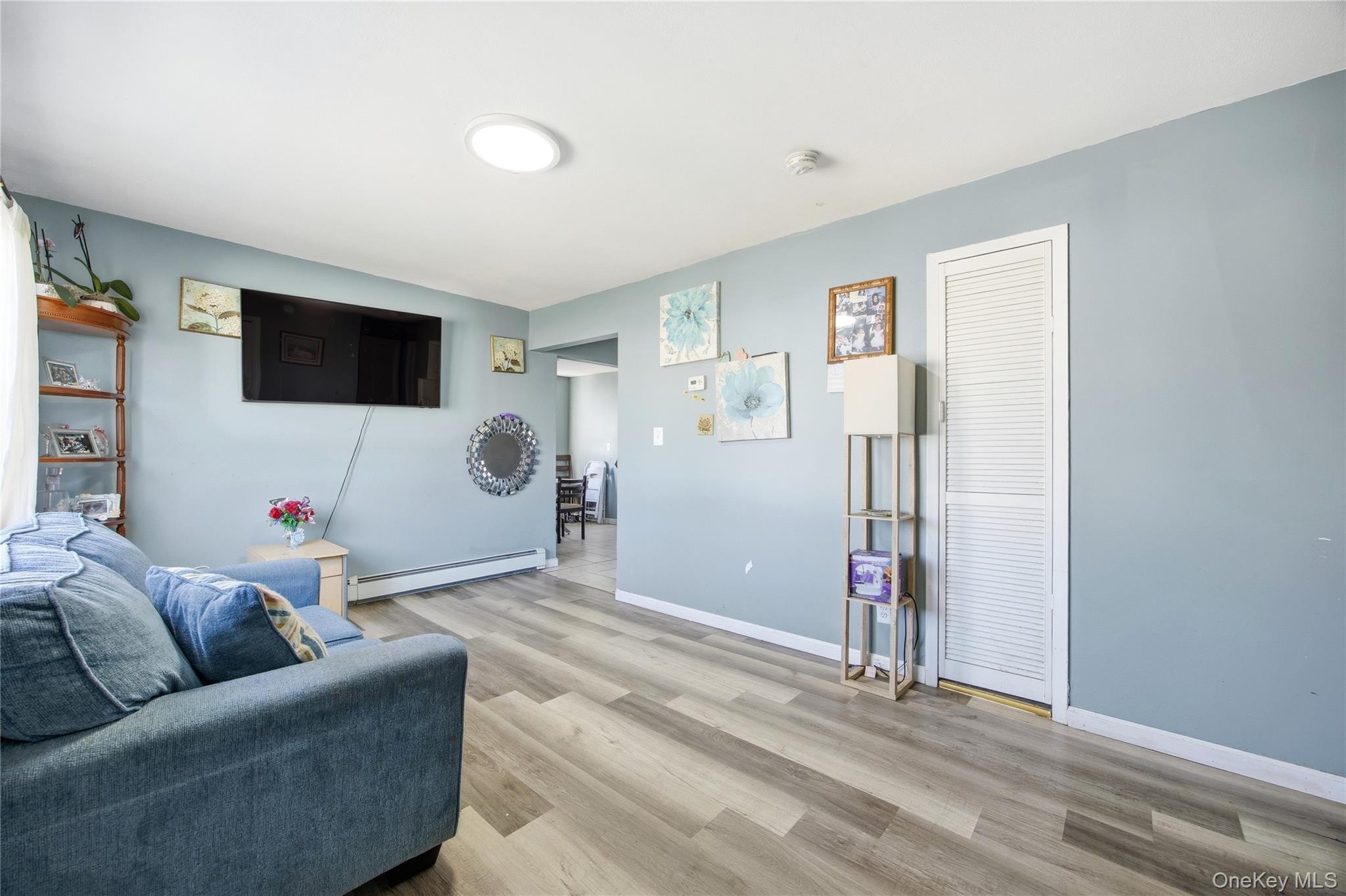 17 Cedar Street, Central Islip, NY 11722