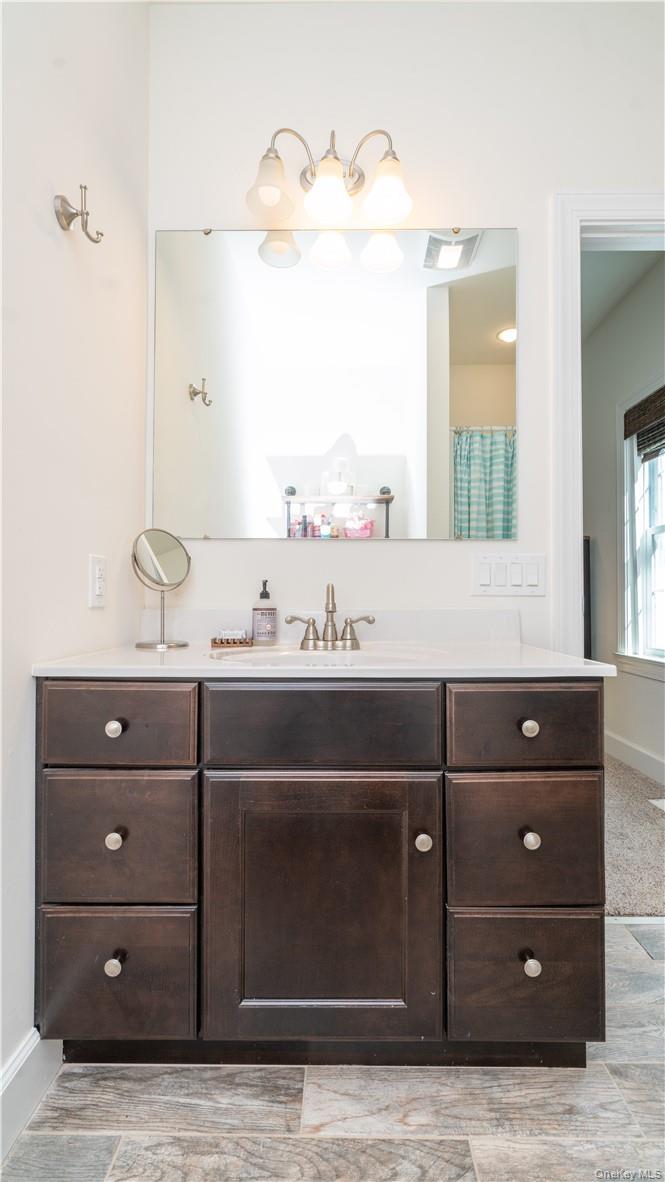 9 Jake Henry Drive, Marlboro, NY 12542