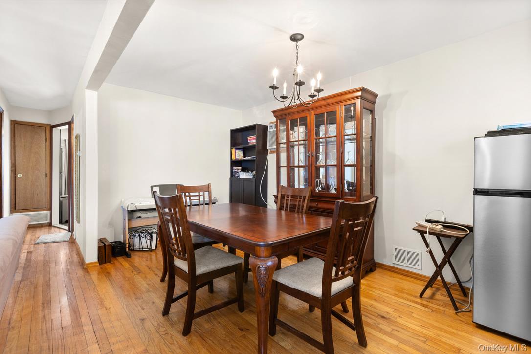 259 Waldo Street, Copiague, NY 11726