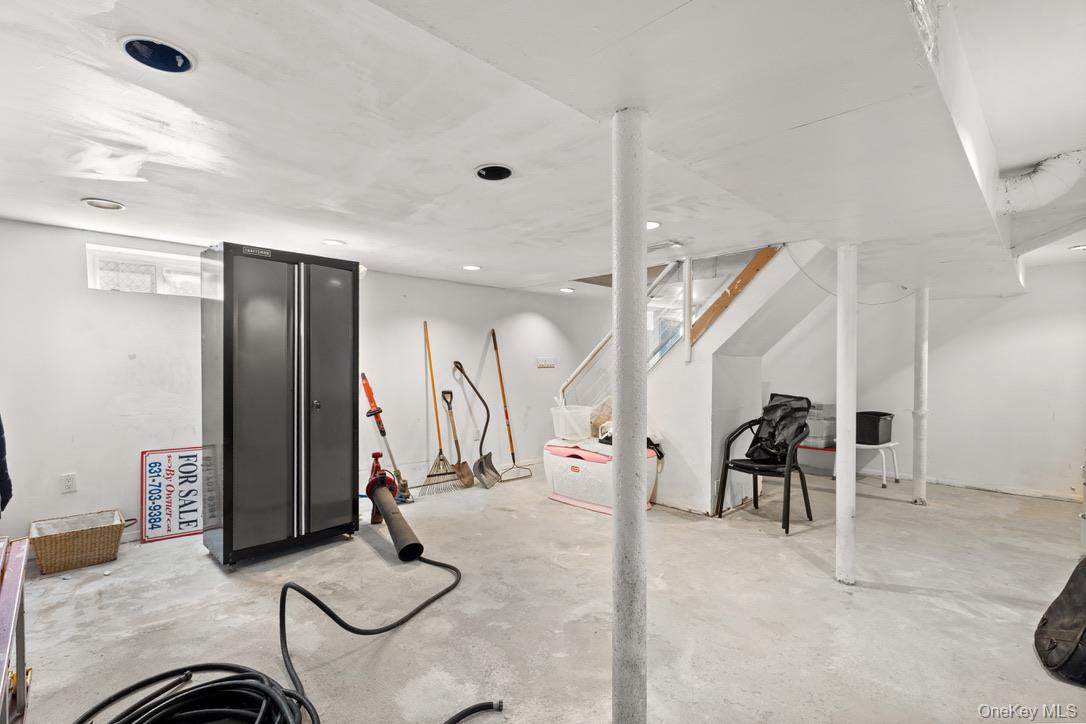 259 Waldo Street, Copiague, NY 11726