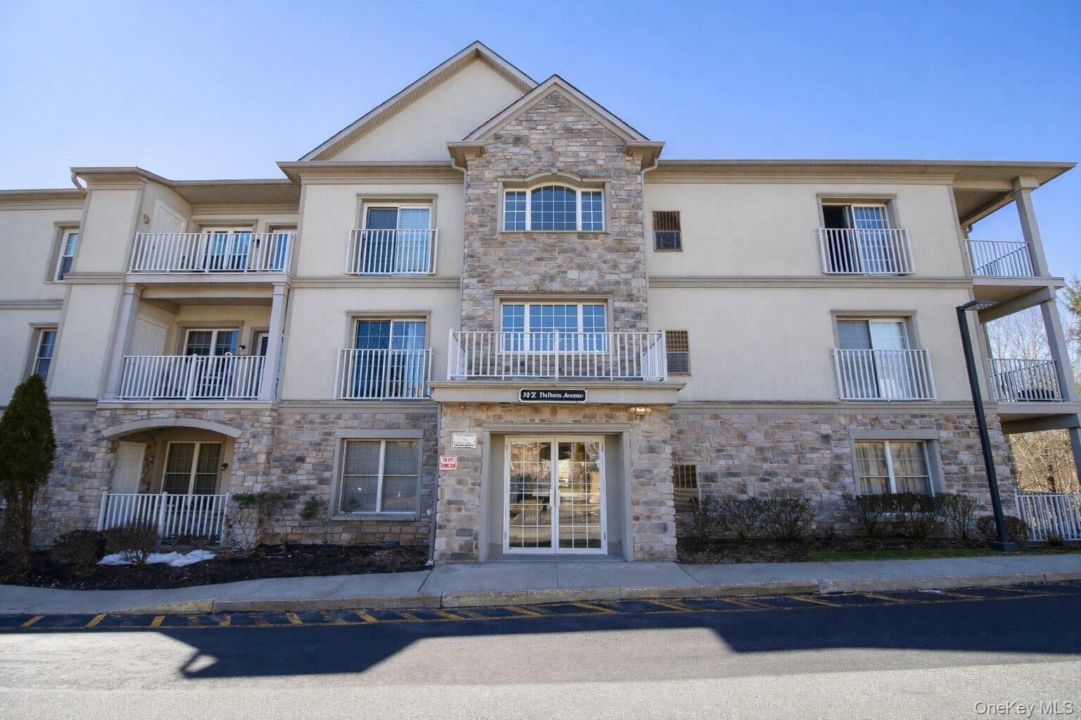 22 N De Baun Avenue # 305, Suffern, NY 10901