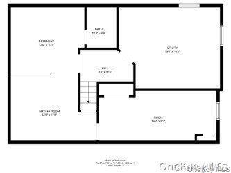 916 N Clinton Avenue, Lindenhurst, NY 11757