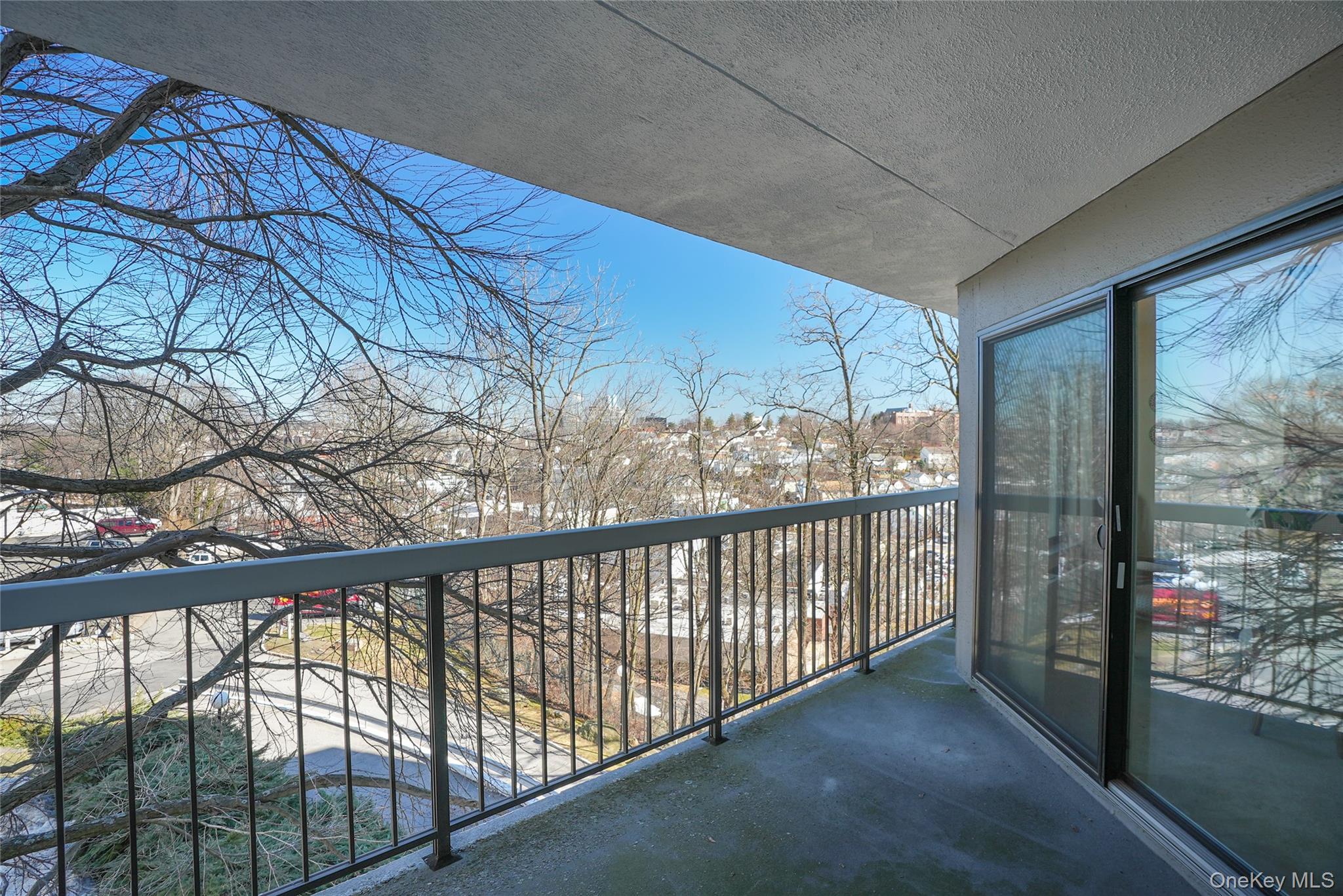 400 High Point Drive # 204, Hartsdale, NY 10530