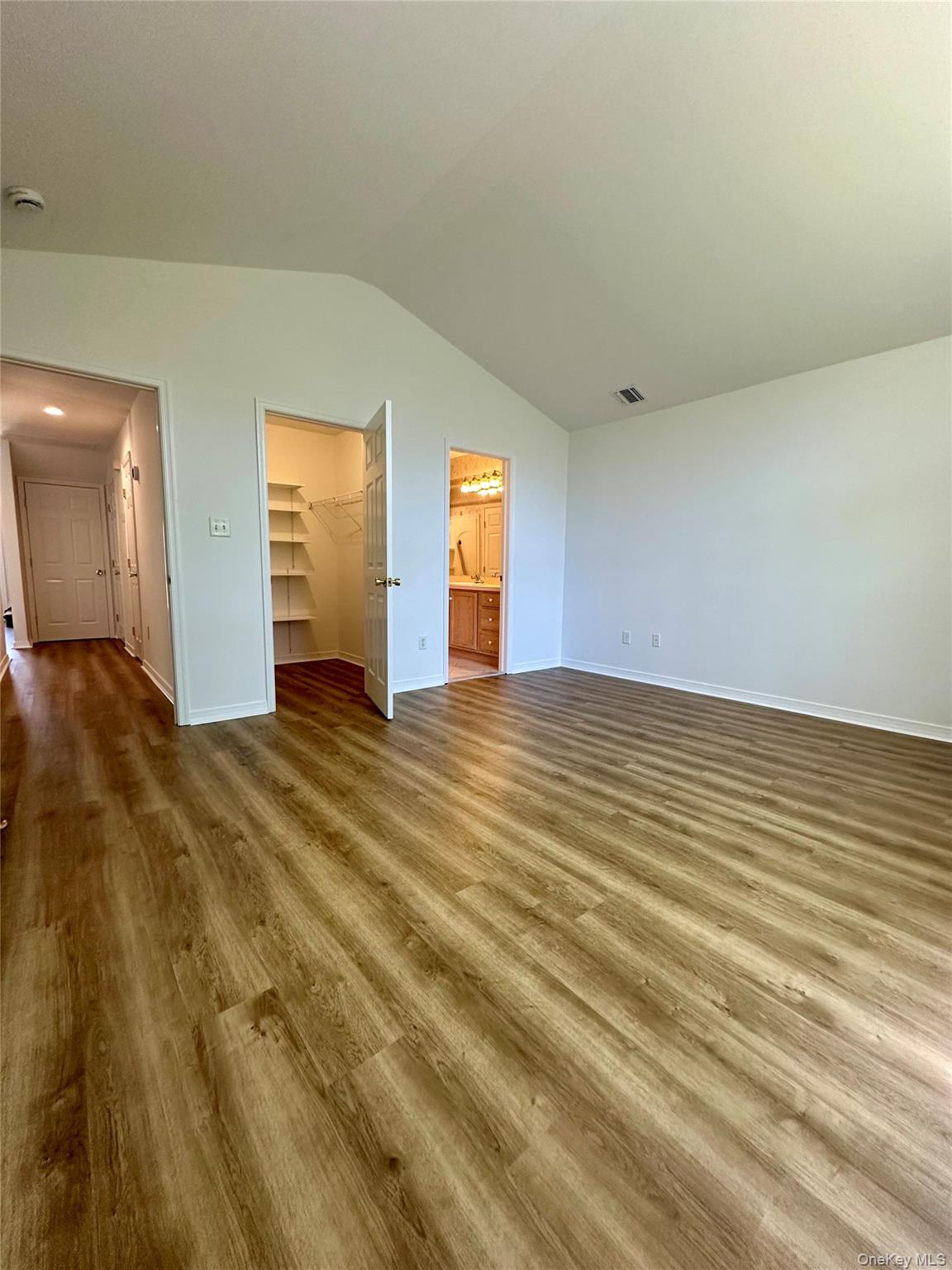 1403 Pebble Beach Path, Riverhead, NY 11901