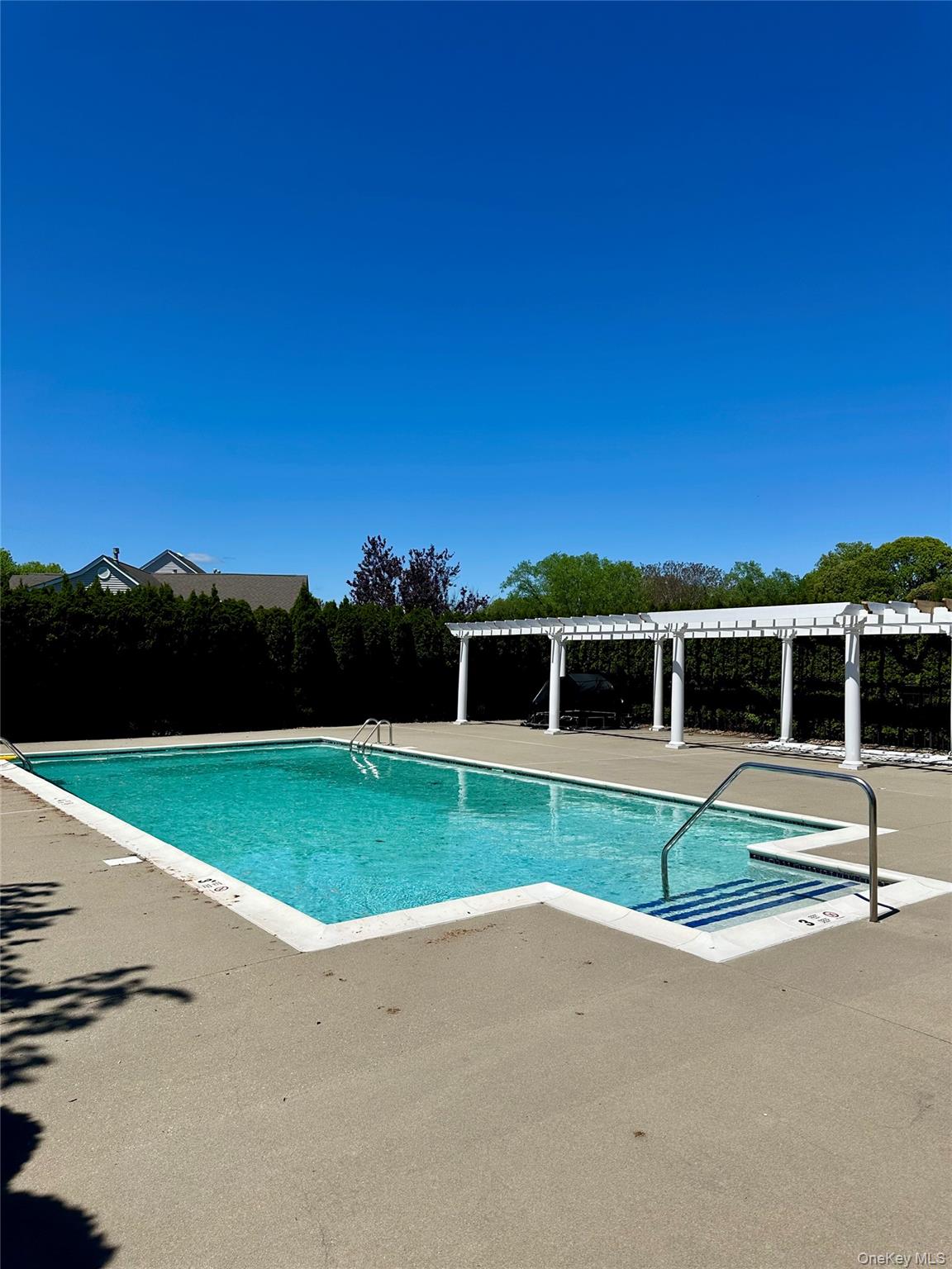 1403 Pebble Beach Path, Riverhead, NY 11901