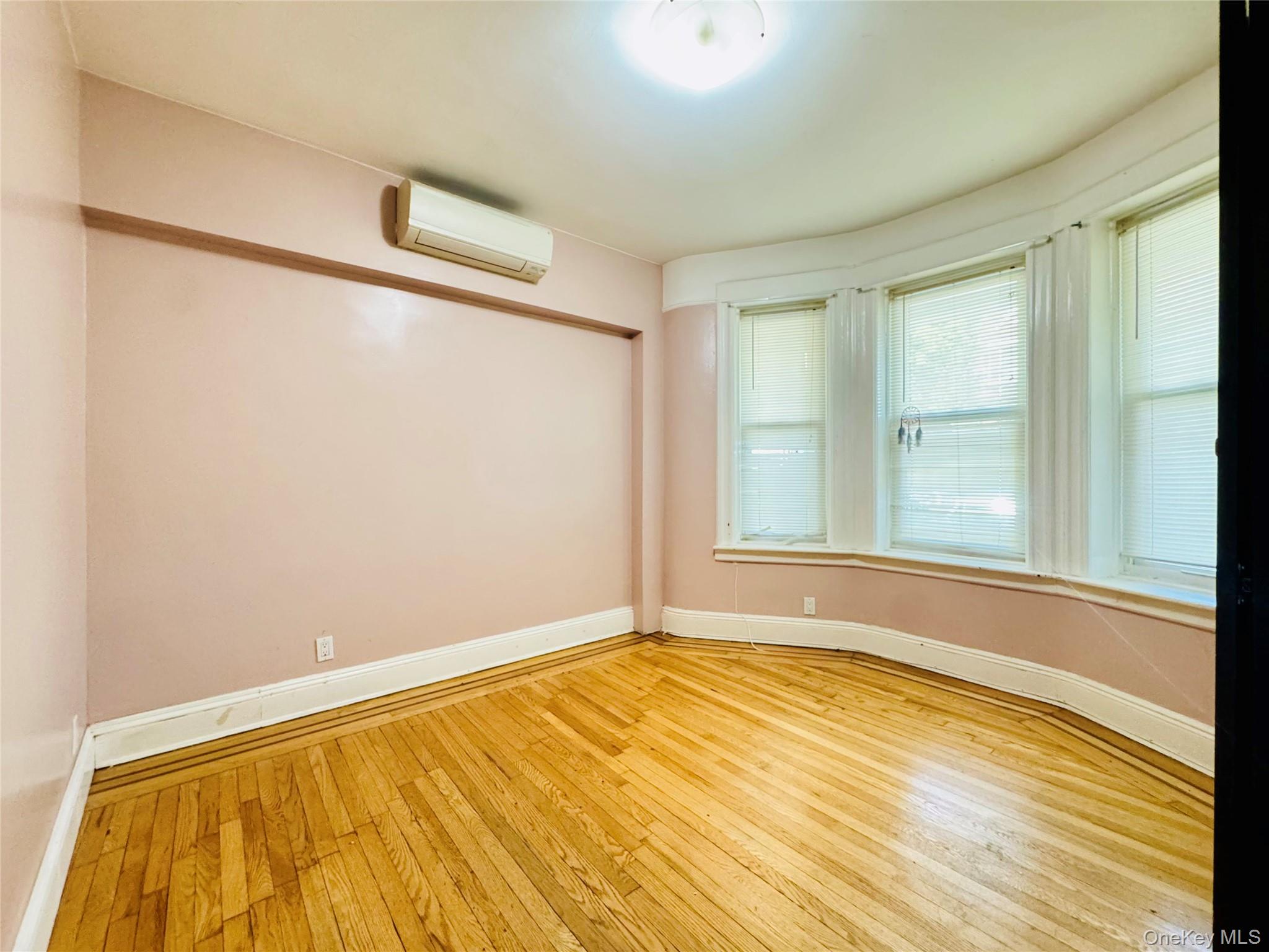 76-18 85th Road, Woodhaven, NY 11421