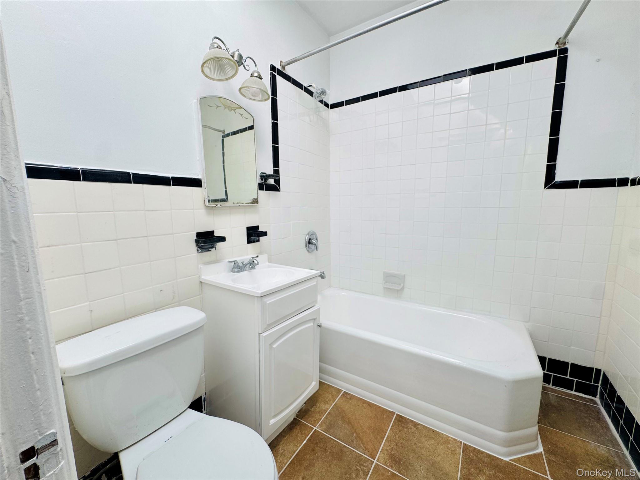 76-18 85th Road, Woodhaven, NY 11421