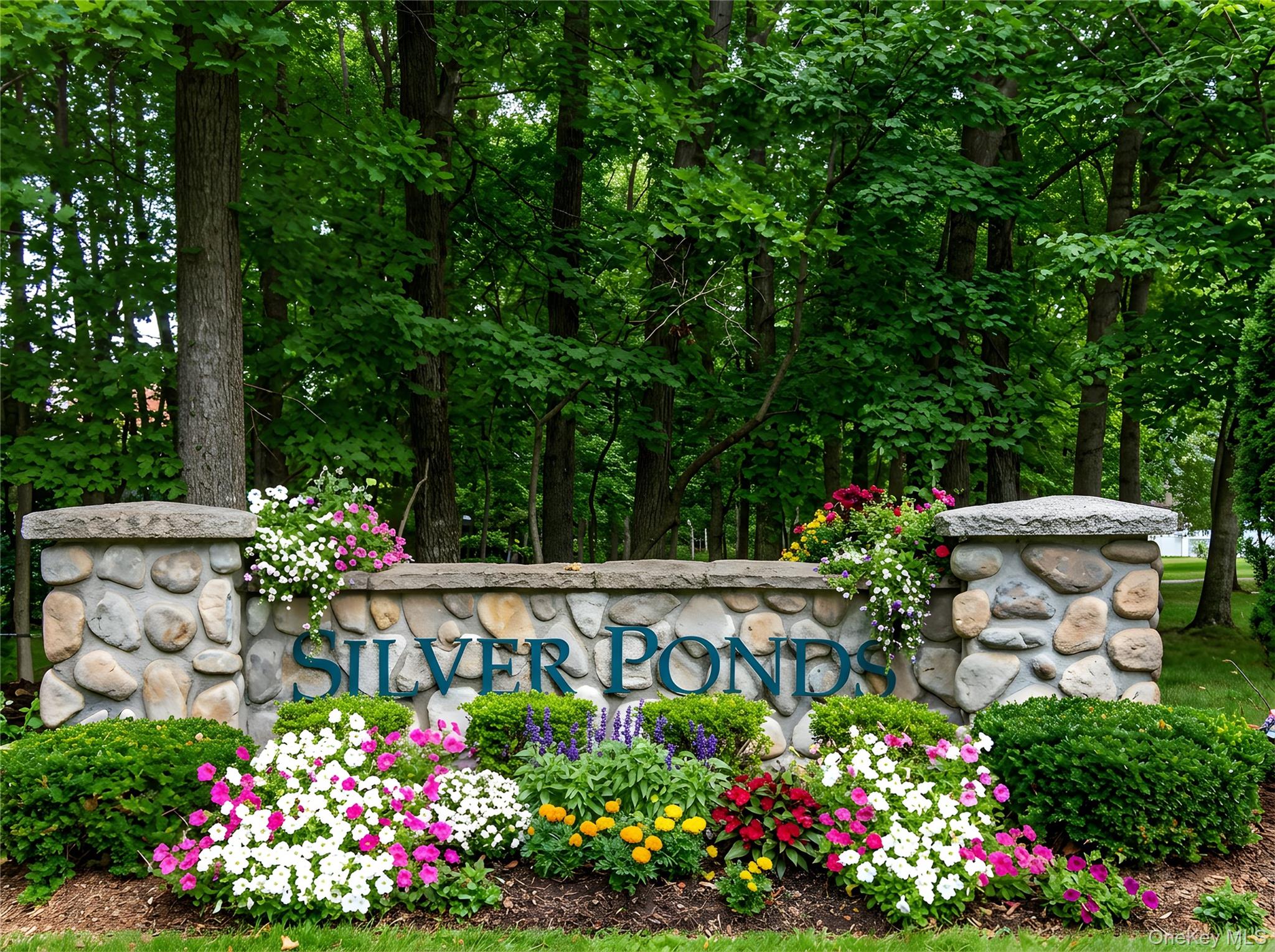 359 Colonial Circle # 359, Manorville, NY 11949