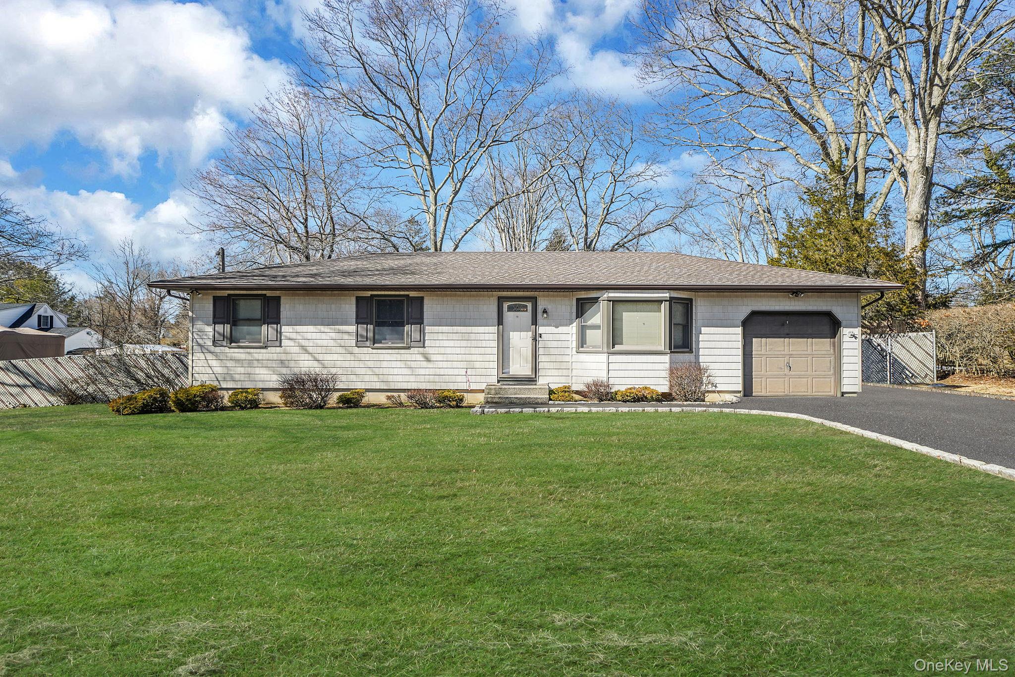 300 Tyler Avenue, Miller Place, NY 11764