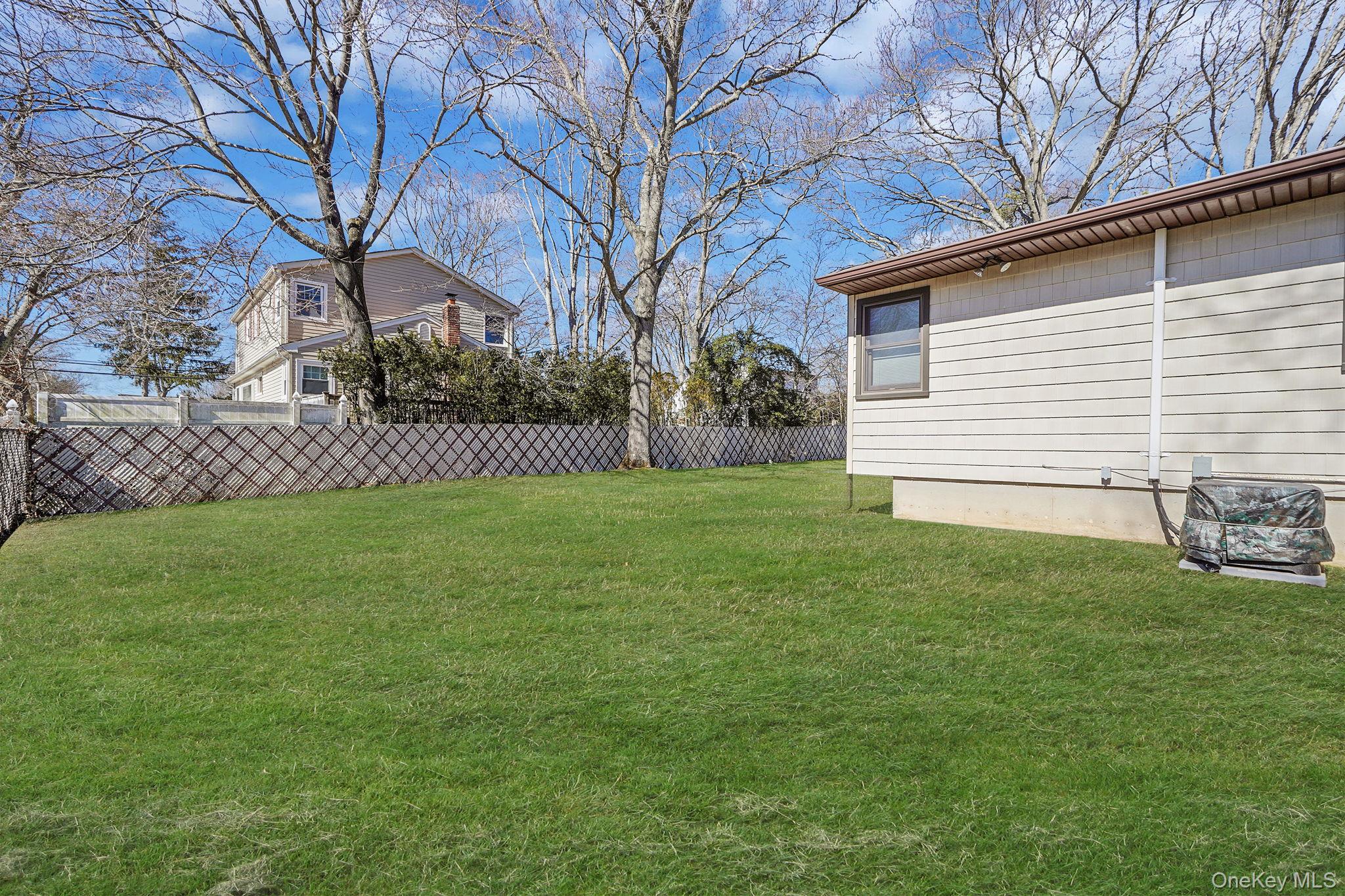 300 Tyler Avenue, Miller Place, NY 11764