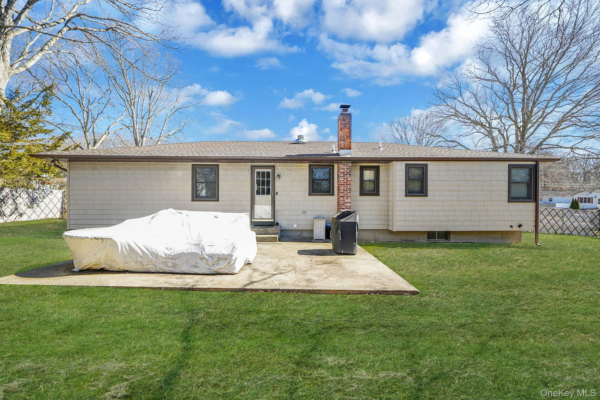 300 Tyler Avenue, Miller Place, NY 11764