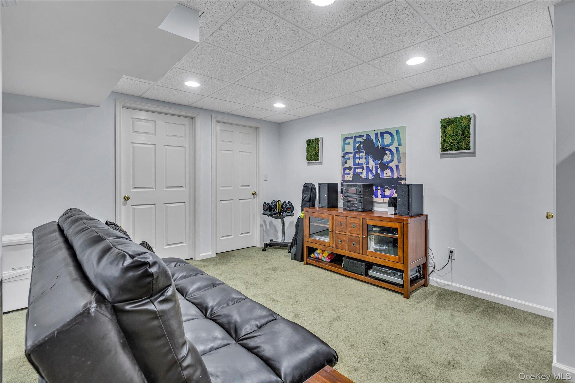 83 Manitou Trail, Kings Park, NY 11754