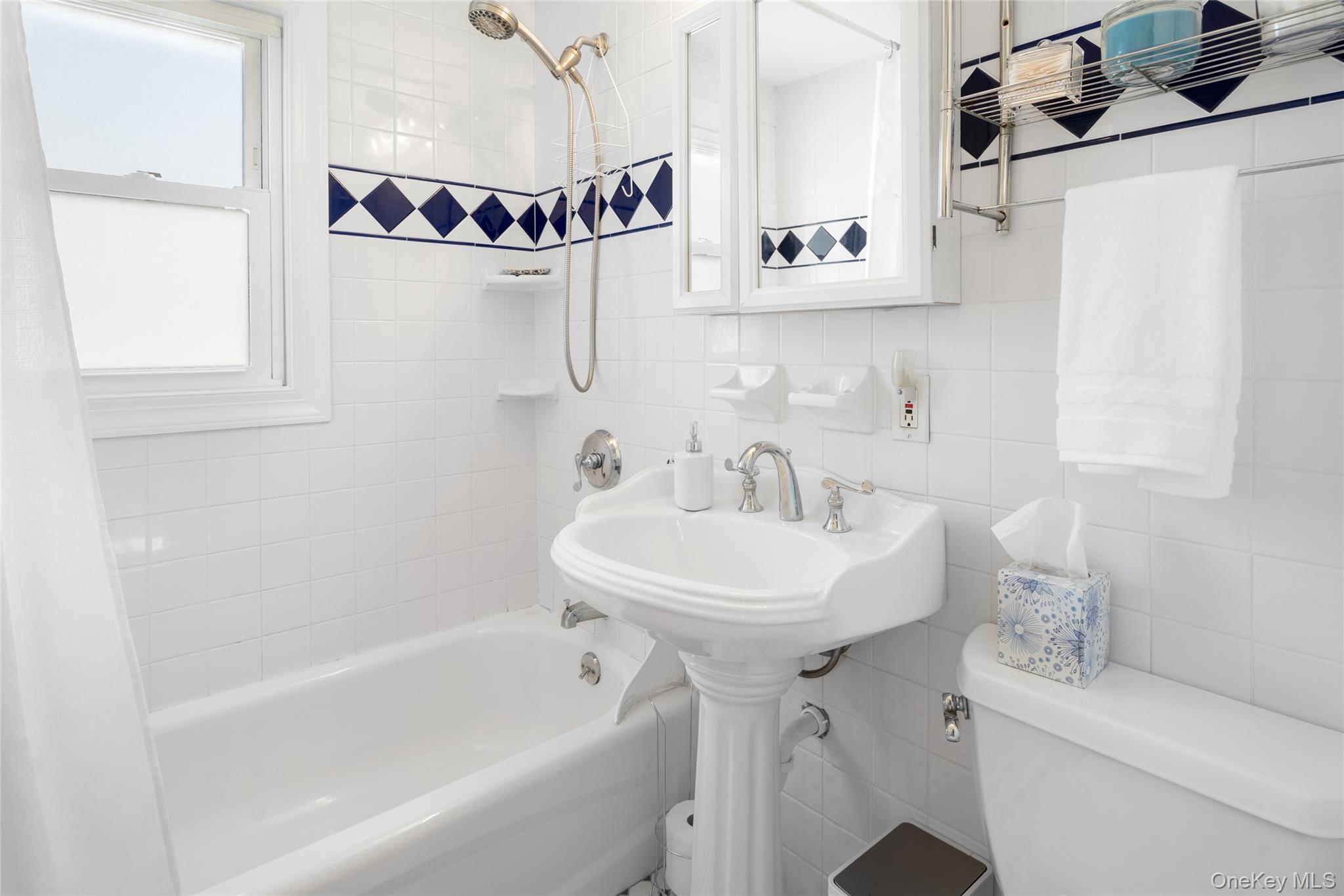 27 Summit Boulevard, Westhampton, NY 11977