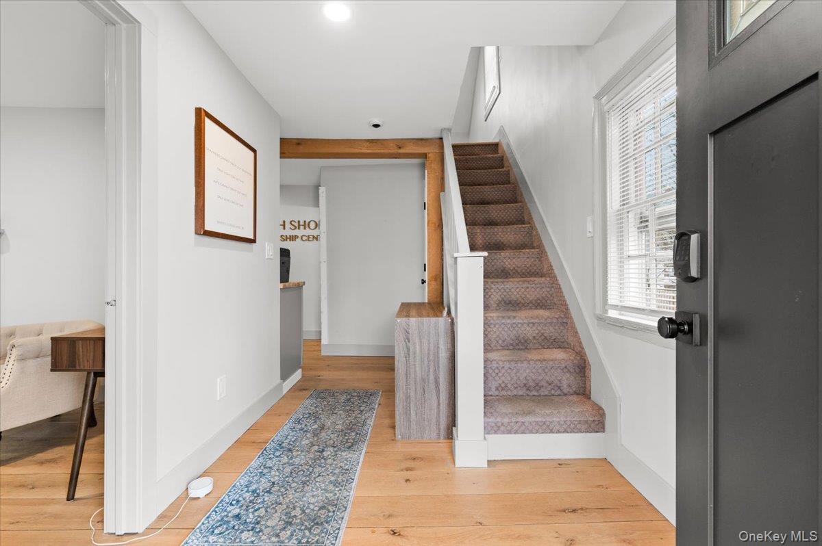 64 Broadway, Amityville, NY 11701