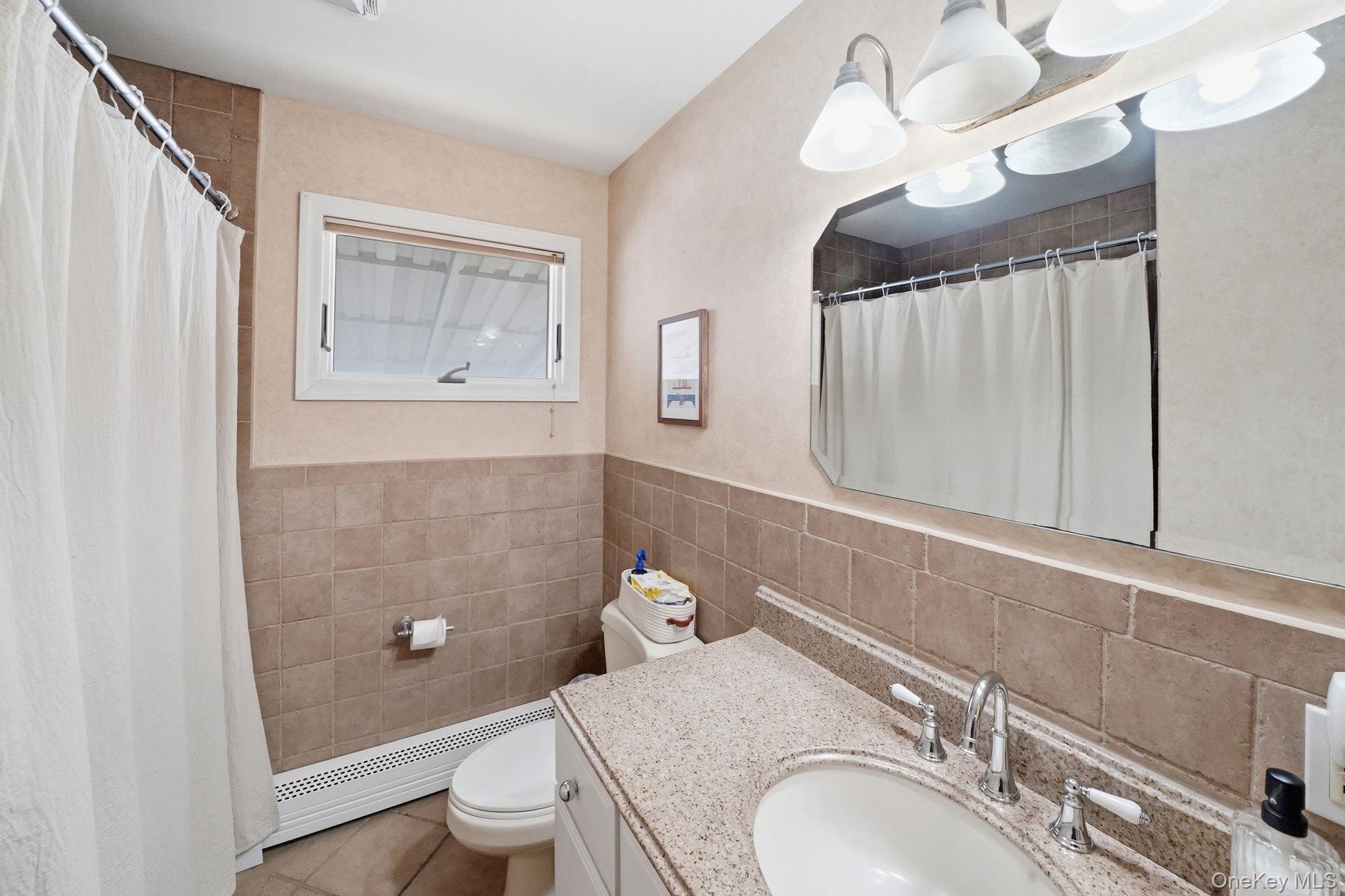 23 Pearsall Place, Deer Park, NY 11729