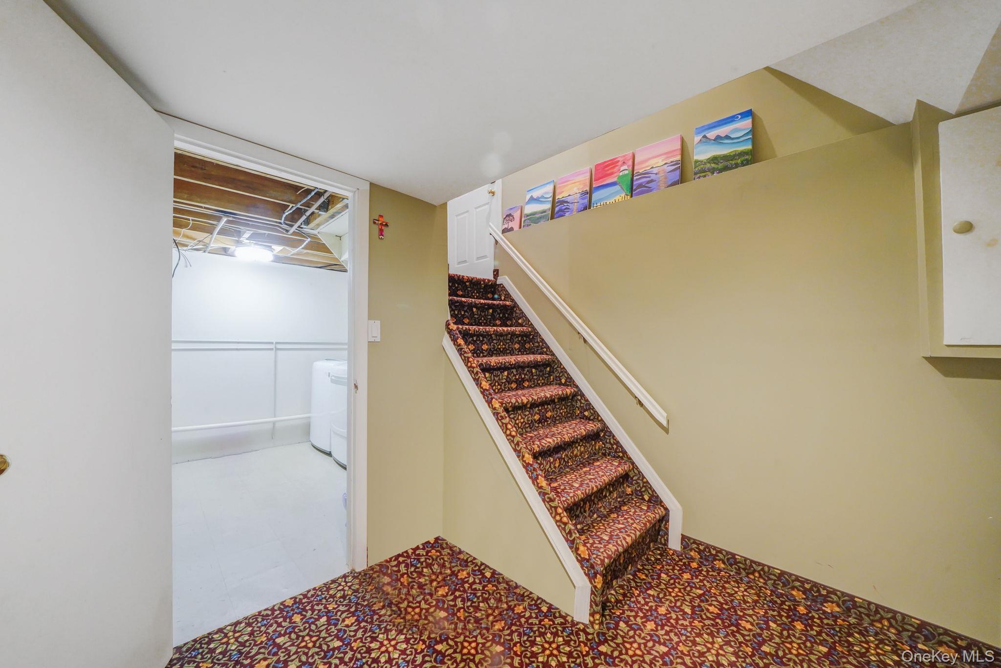 23 Pearsall Place, Deer Park, NY 11729