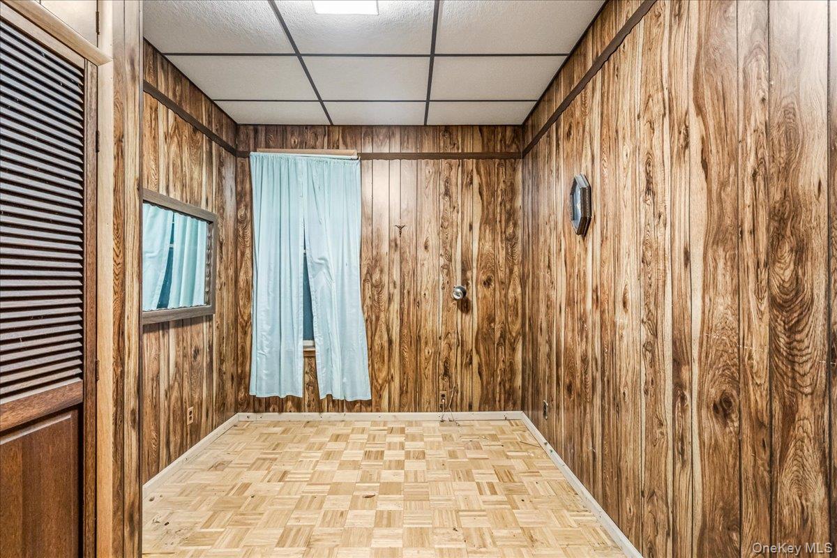 94-20 86th Road, Woodhaven, NY 11421