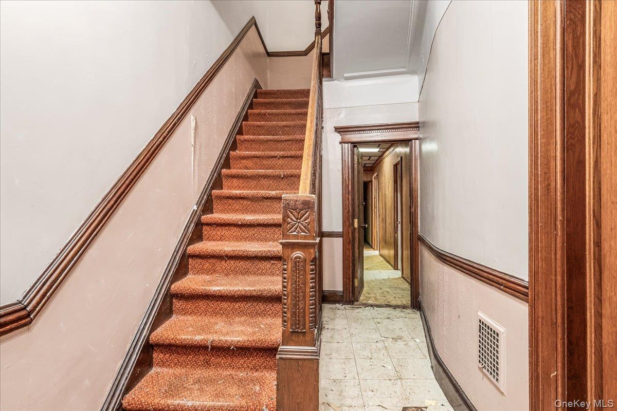 94-20 86th Road, Woodhaven, NY 11421