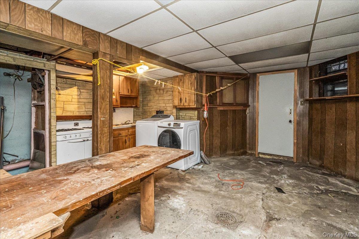 94-20 86th Road, Woodhaven, NY 11421