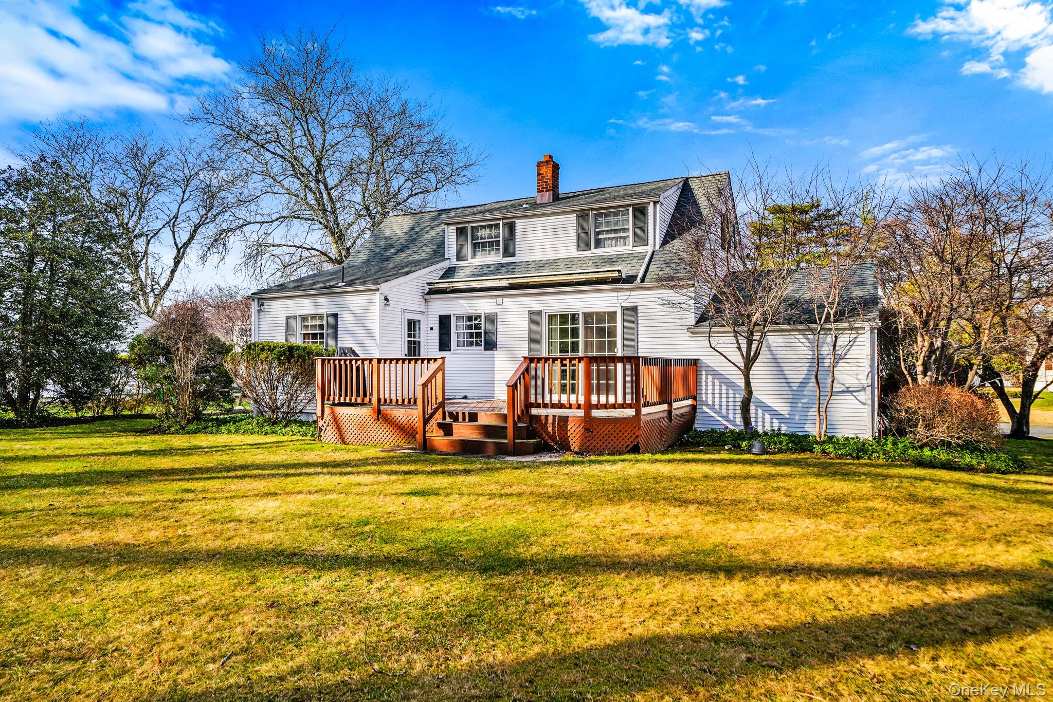 54 Douglas Court, Pearl River, NY 10965