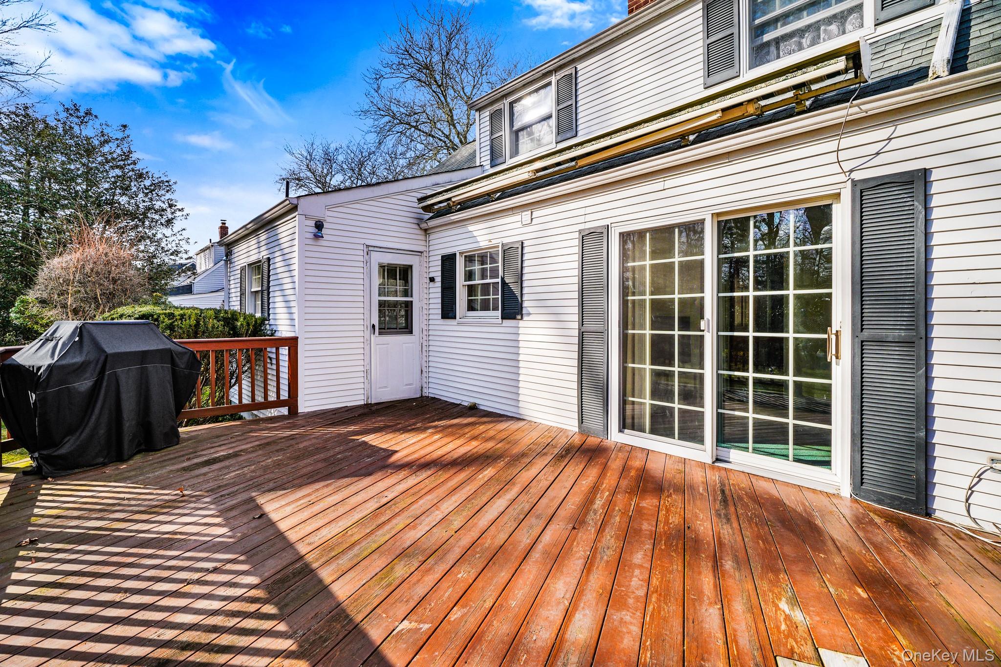 54 Douglas Court, Pearl River, NY 10965