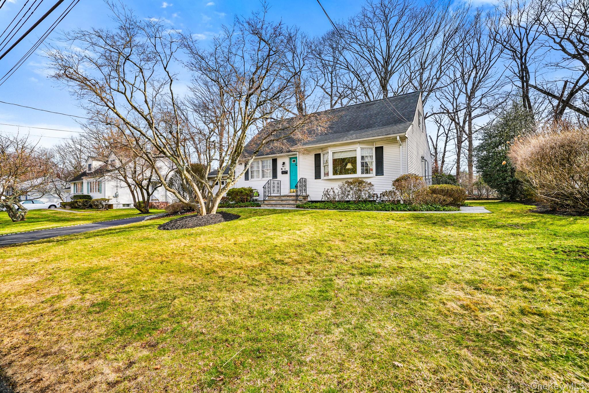 54 Douglas Court, Pearl River, NY 10965