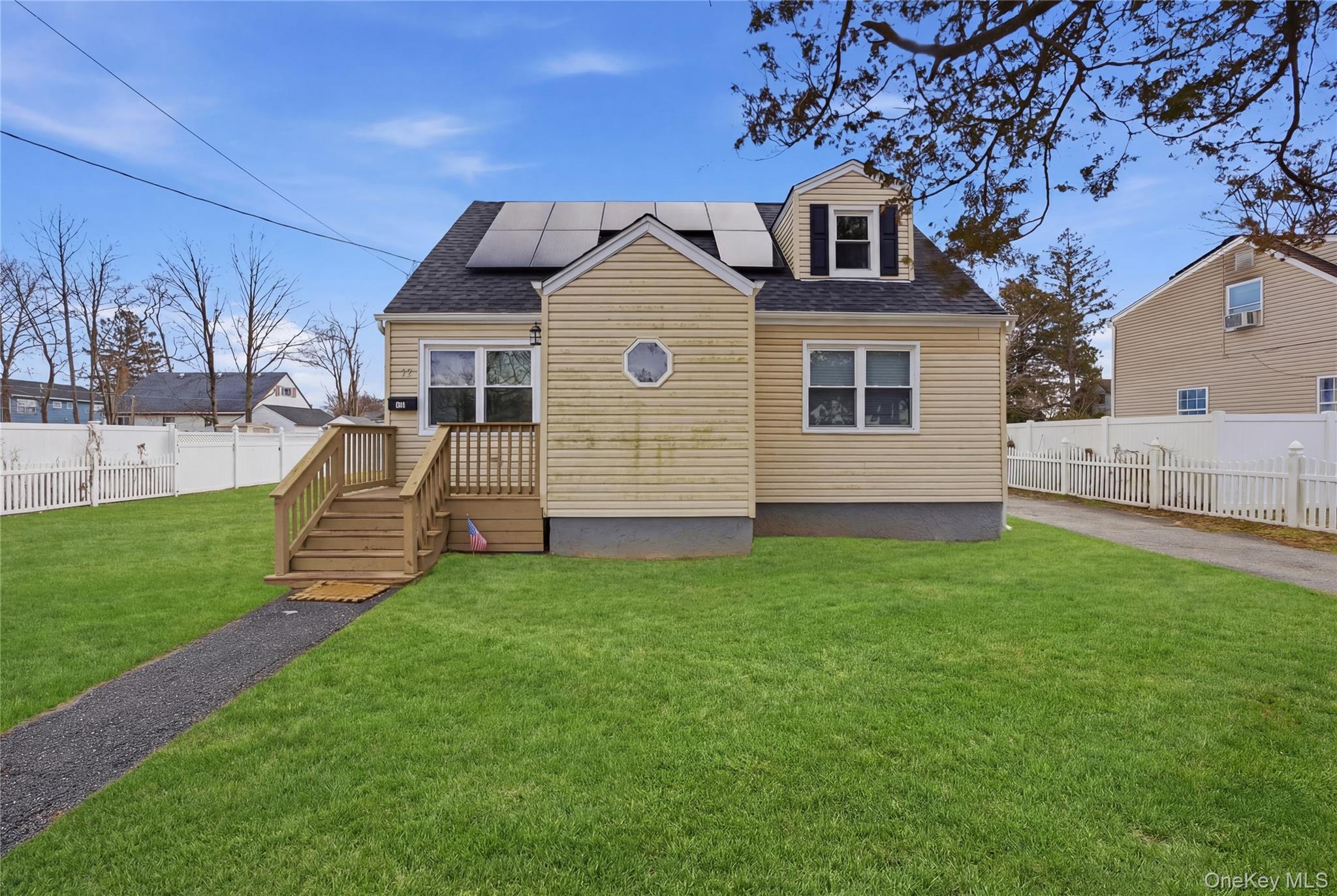 12 S Prospect Street, Copiague, NY 11726