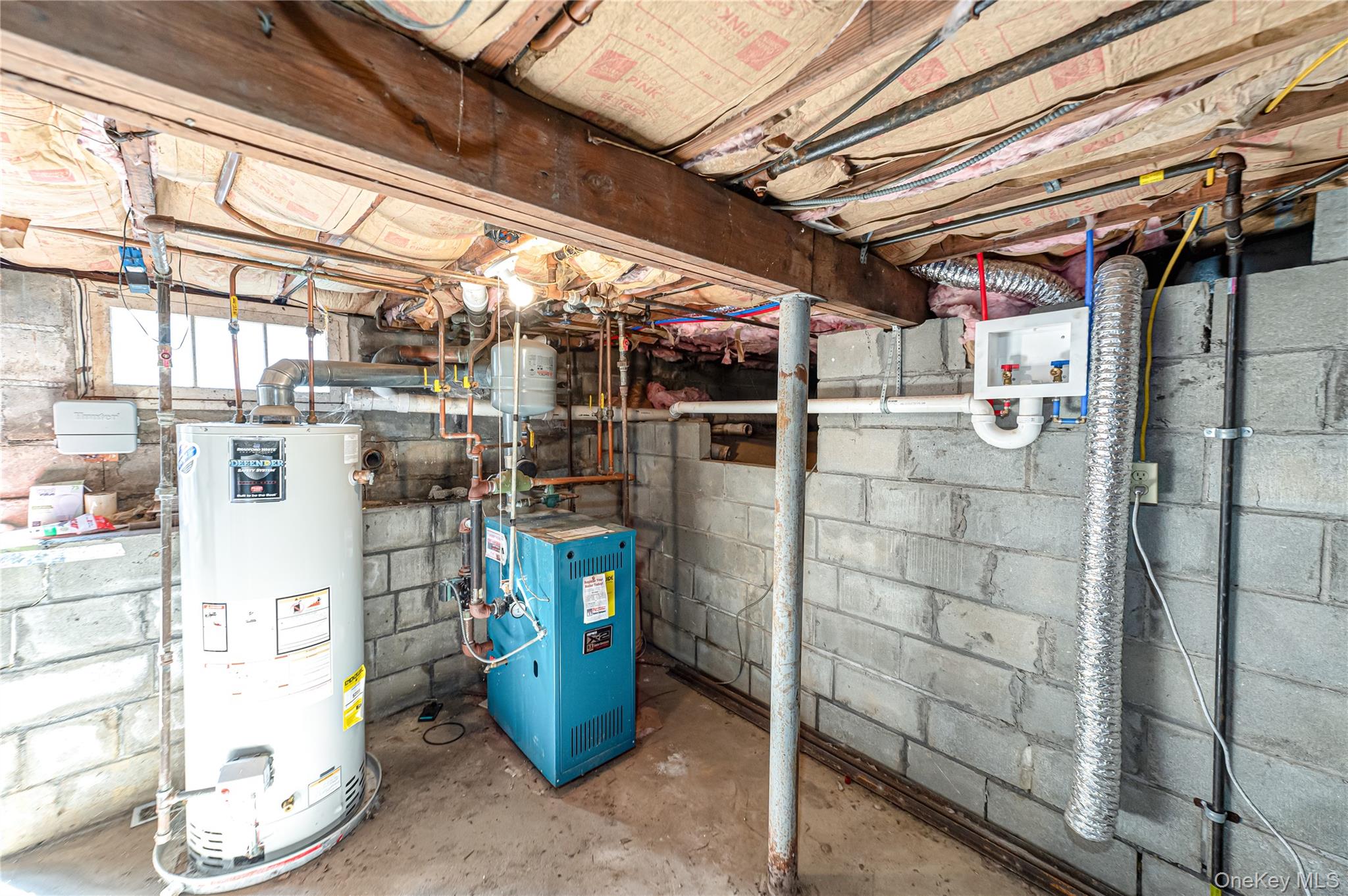 178 Spur Drive S, Bay Shore, NY 11706