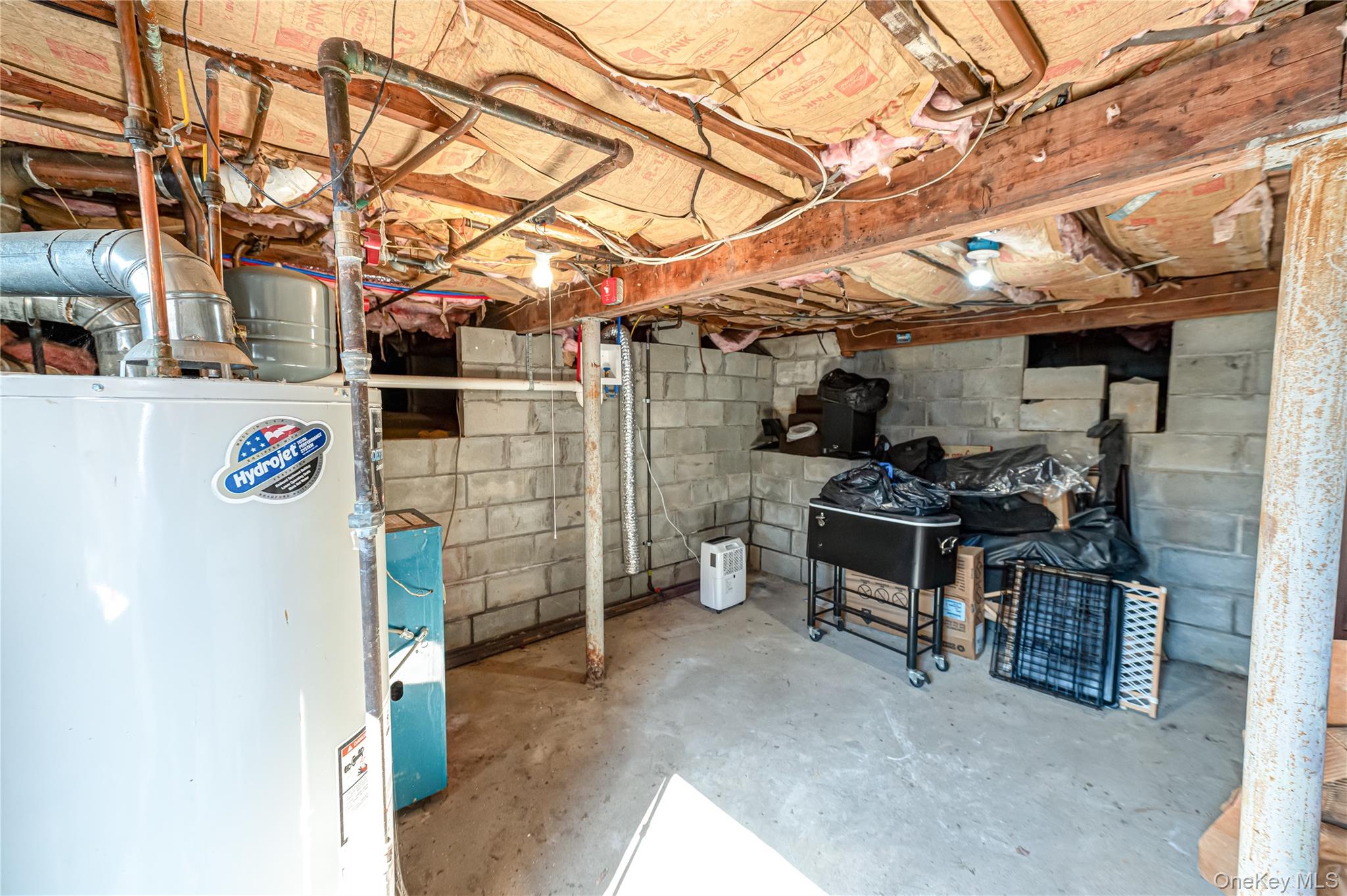 178 Spur Drive S, Bay Shore, NY 11706