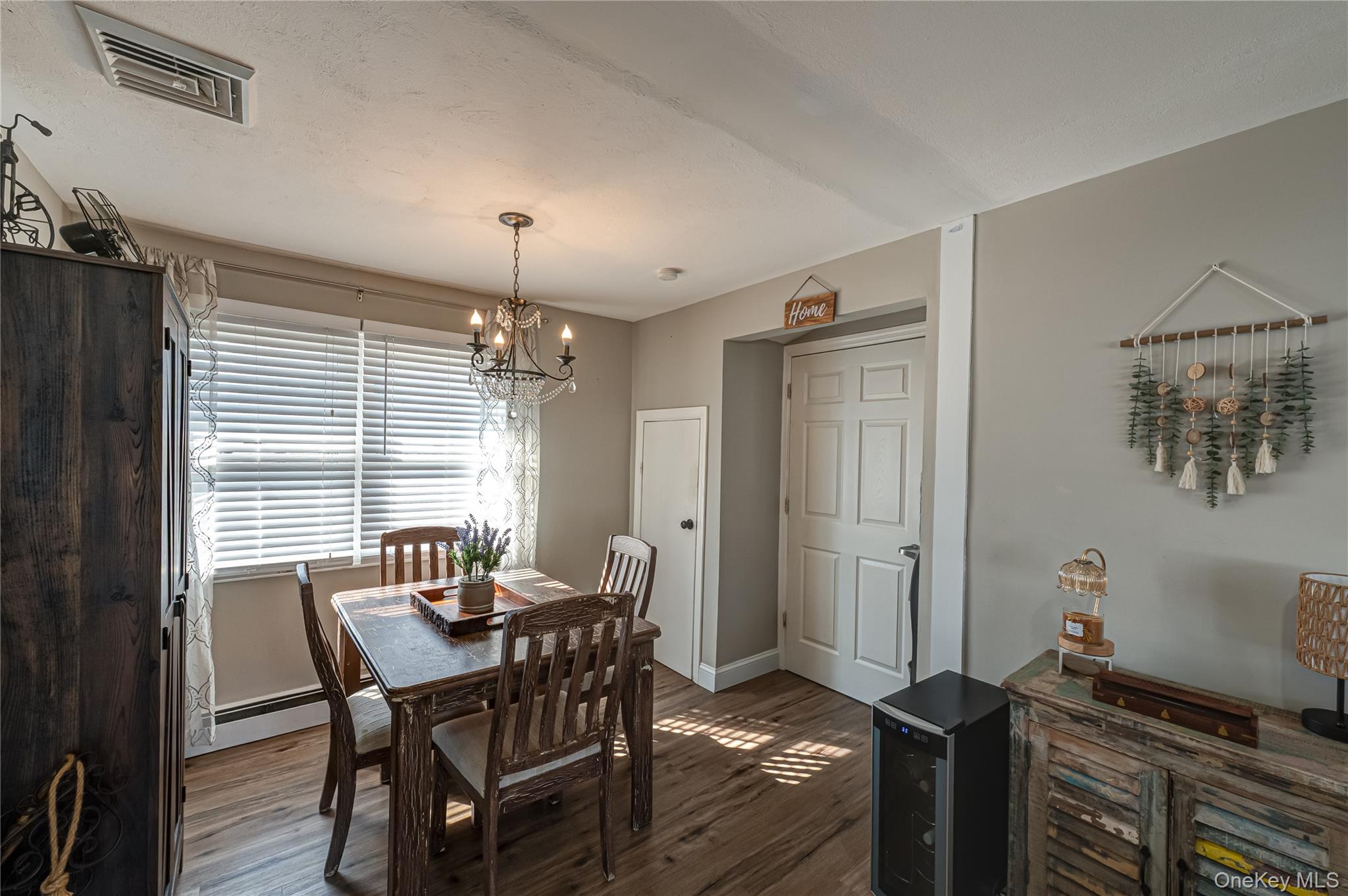 178 Spur Drive S, Bay Shore, NY 11706