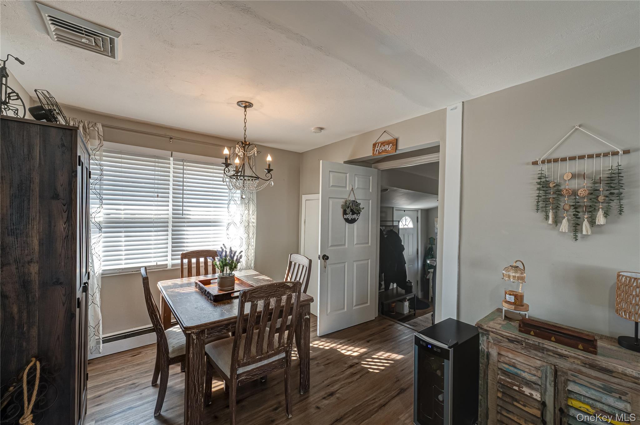 178 Spur Drive S, Bay Shore, NY 11706