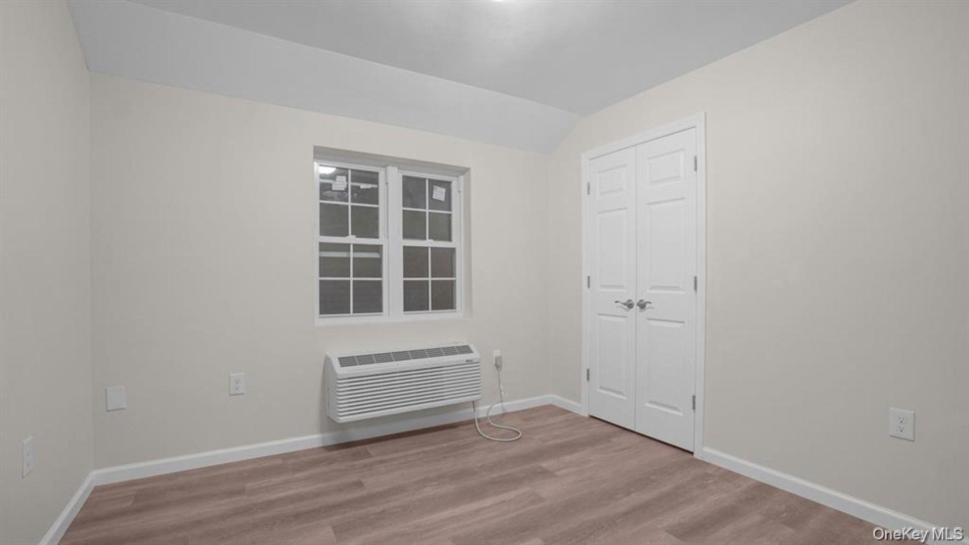 953 E 229th Street, Bronx, NY 10466