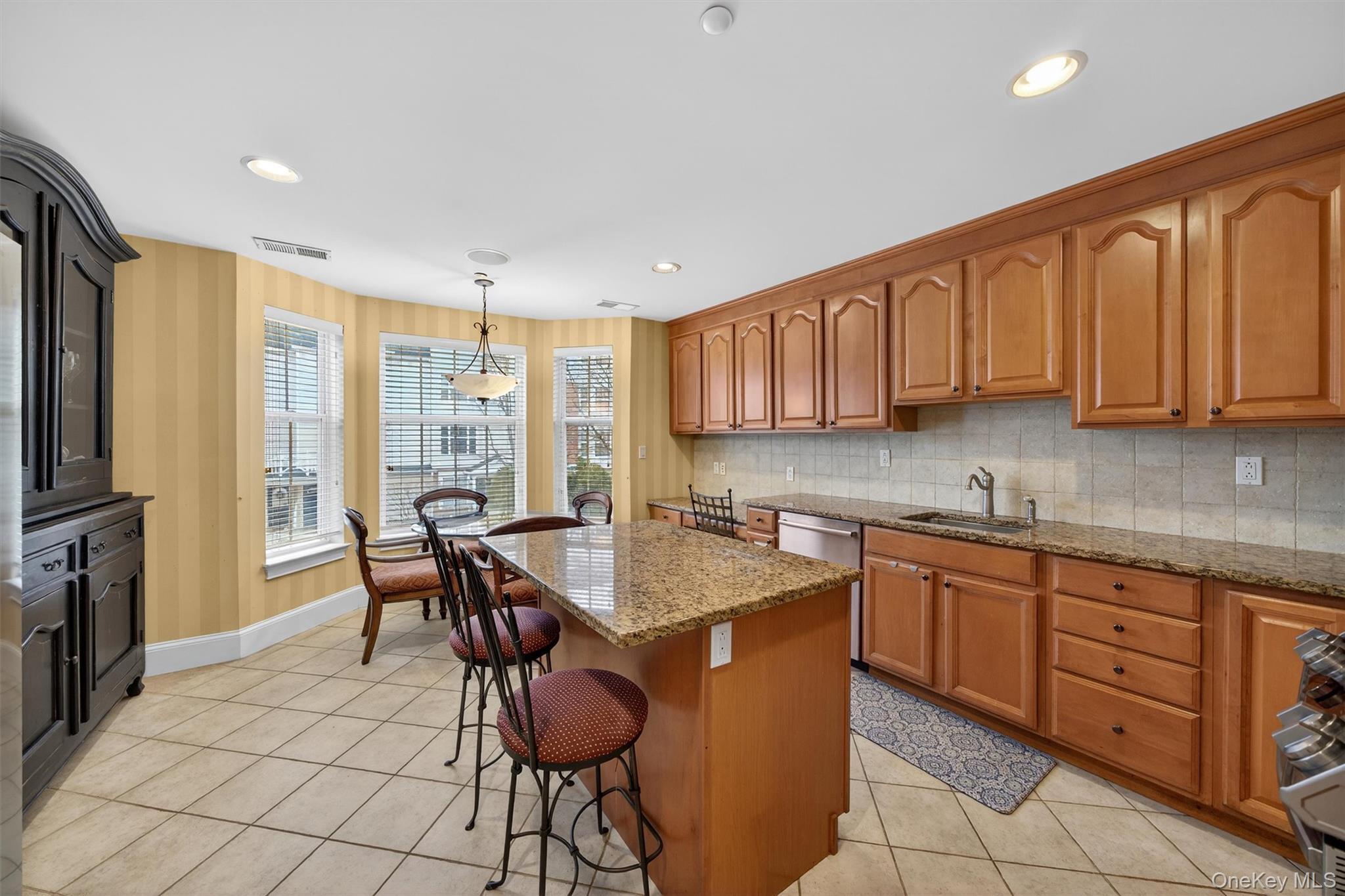 3 Harbor Pointe Drive, Haverstraw, NY 10927