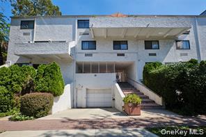 21 Canterbury Road # #6, Great Neck, NY 11021