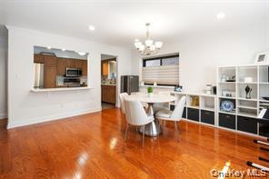 21 Canterbury Road # #6, Great Neck, NY 11021