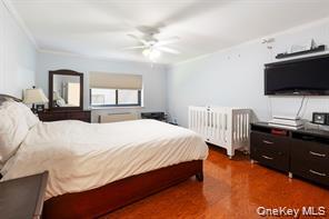 21 Canterbury Road # #6, Great Neck, NY 11021