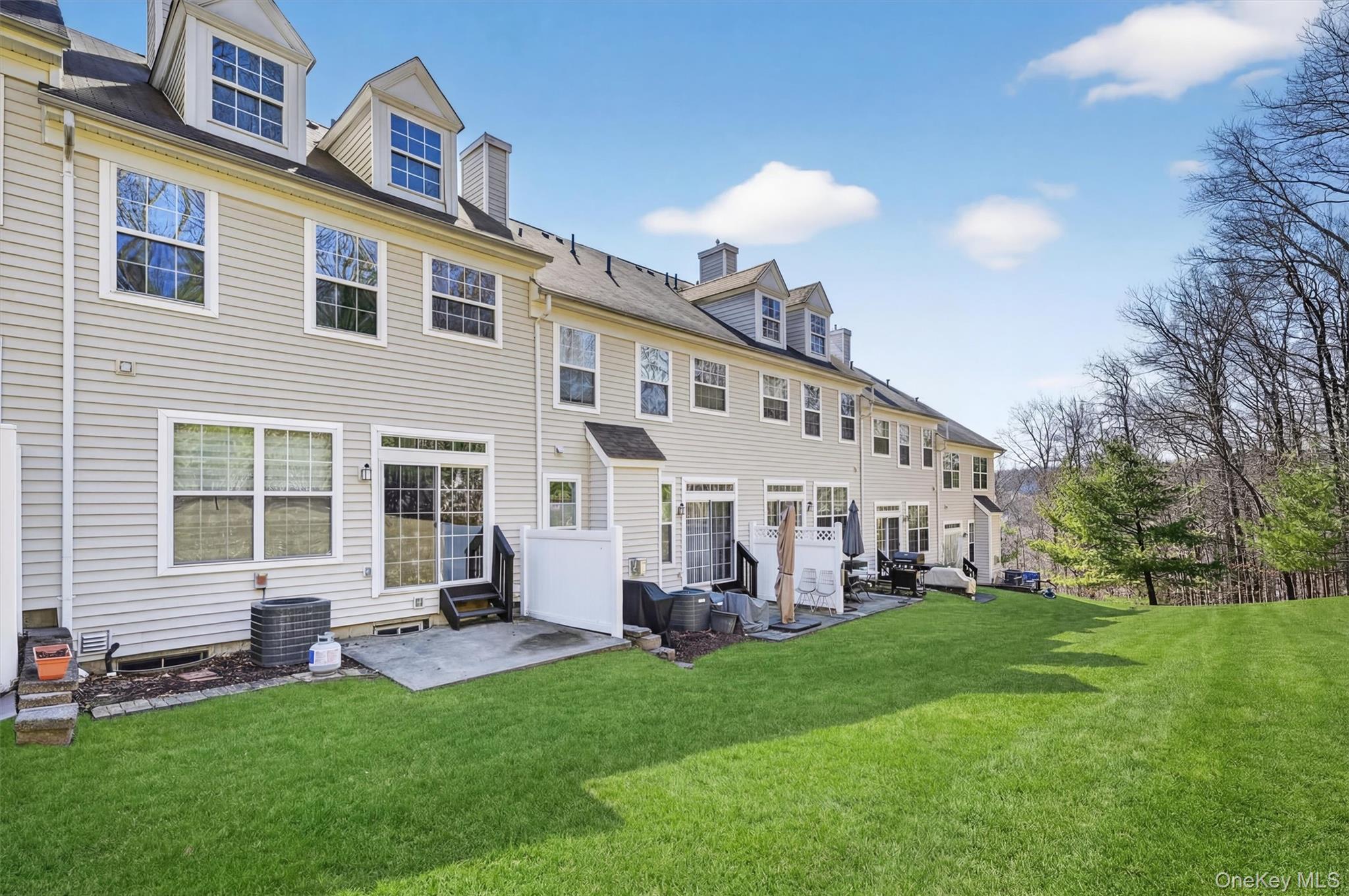 44 Barr Lane, Monroe, NY 10950